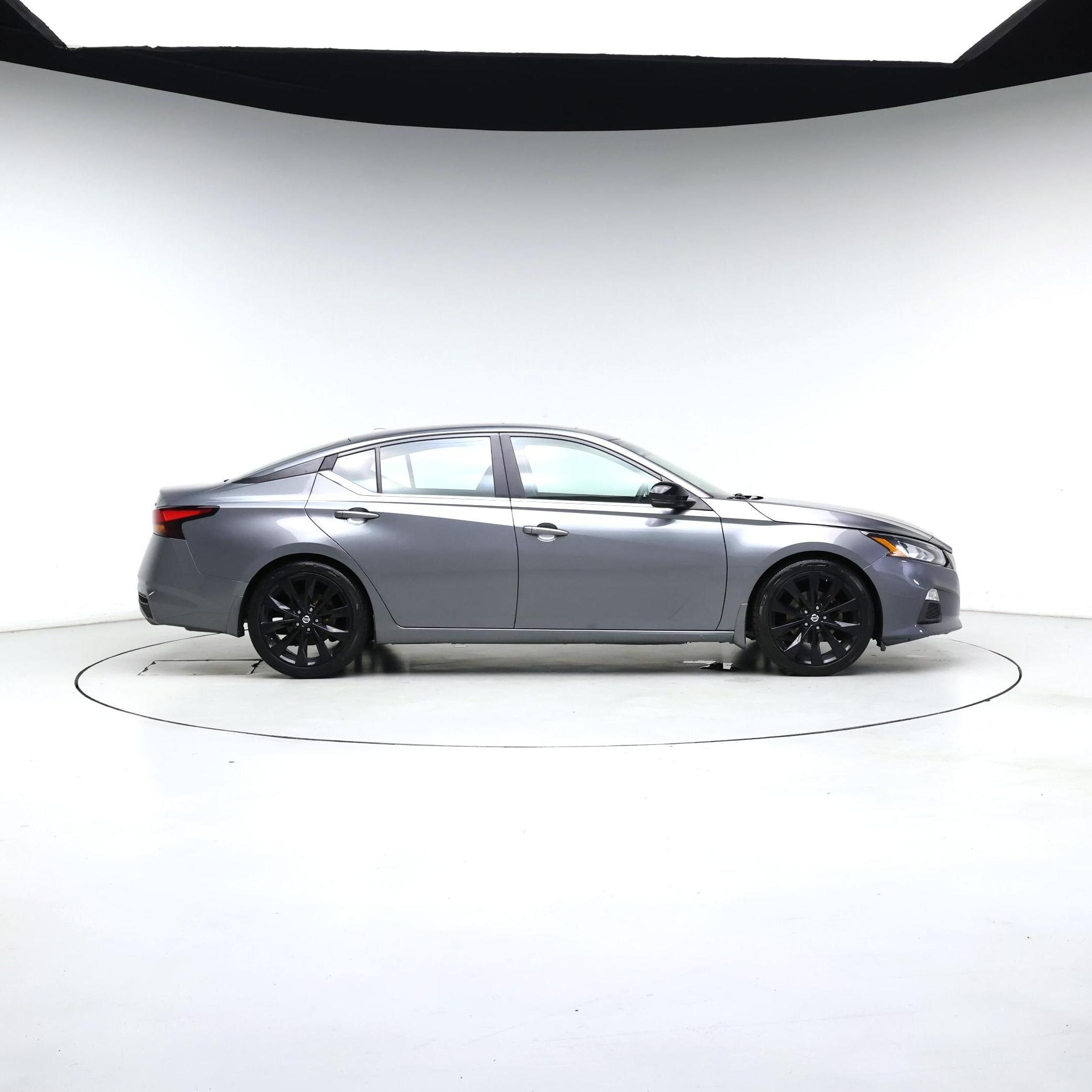 Thumbnail: 2020 Nissan Altima - 7