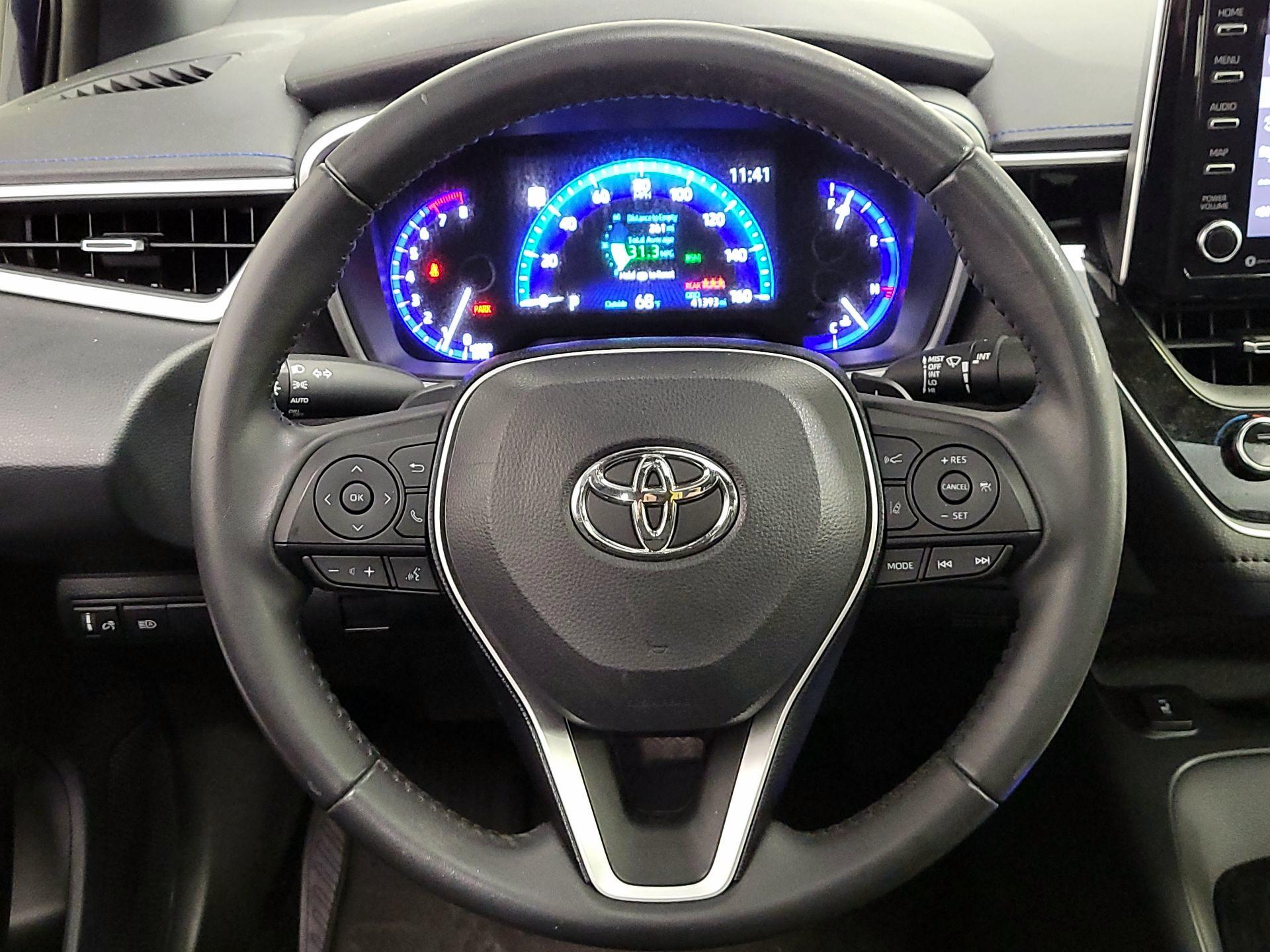 Thumbnail: 2021 Toyota Corolla - 10