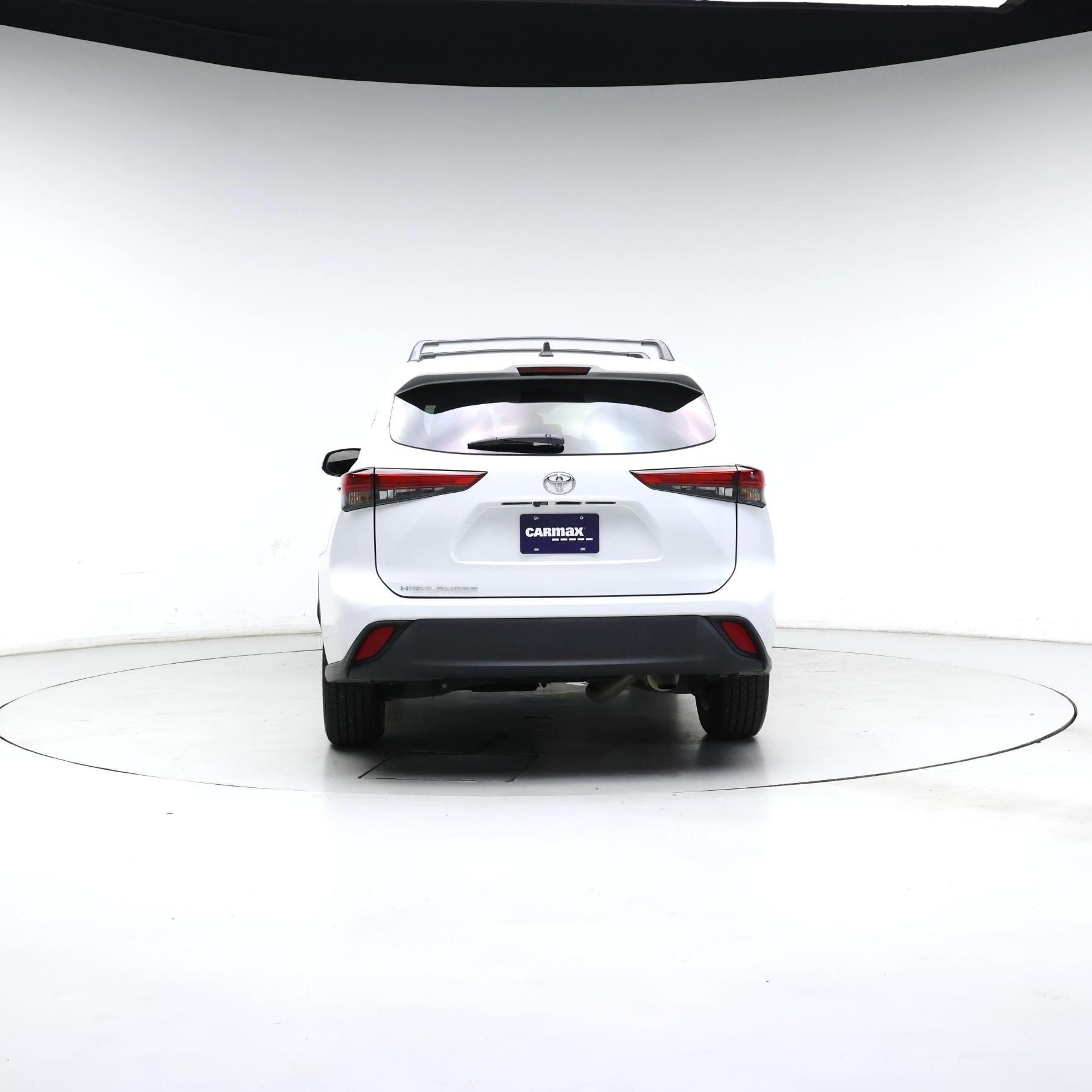 Thumbnail: 2023 Toyota Highlander - 6