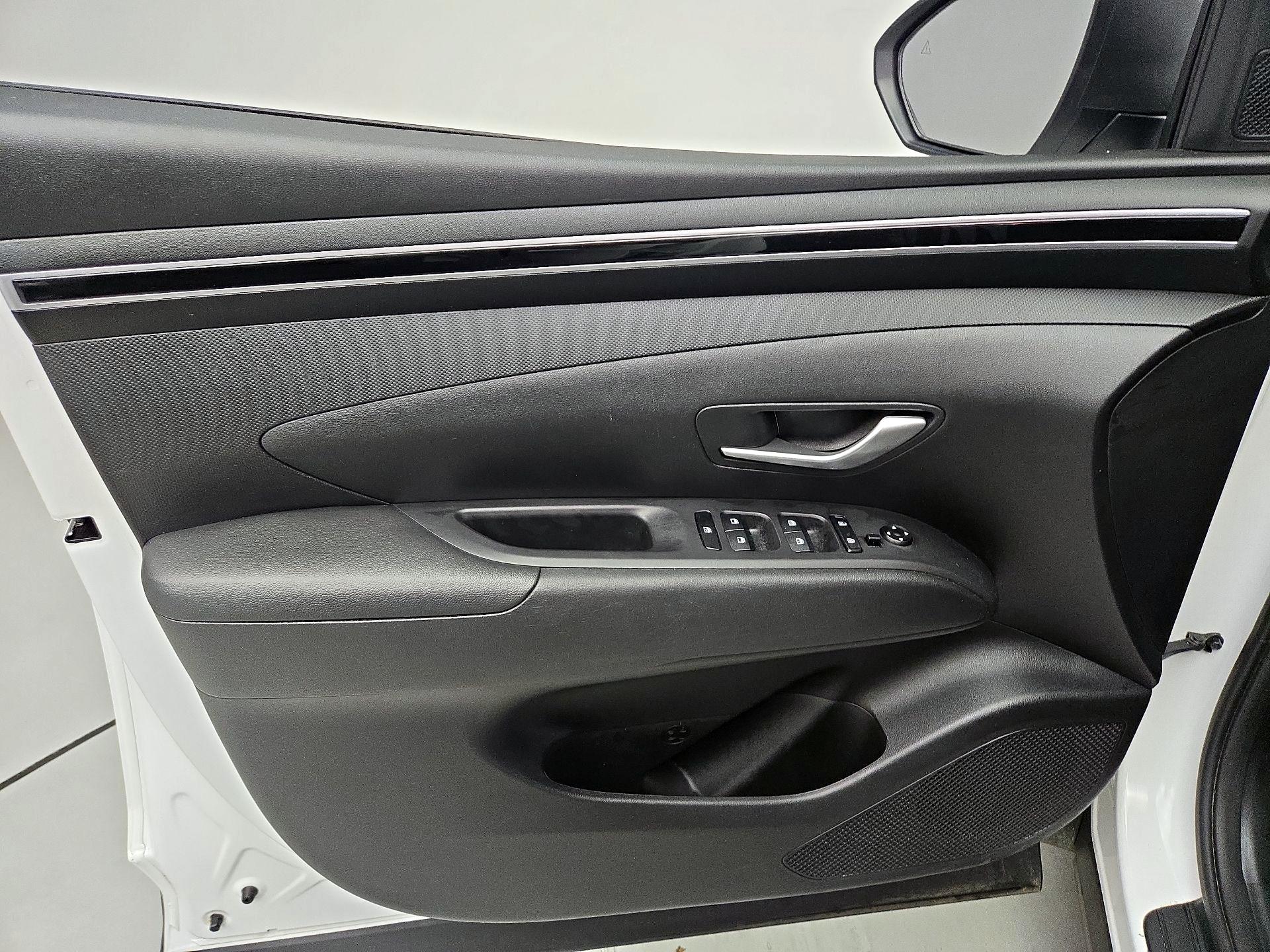 Thumbnail: 2024 Hyundai Tucson - 12