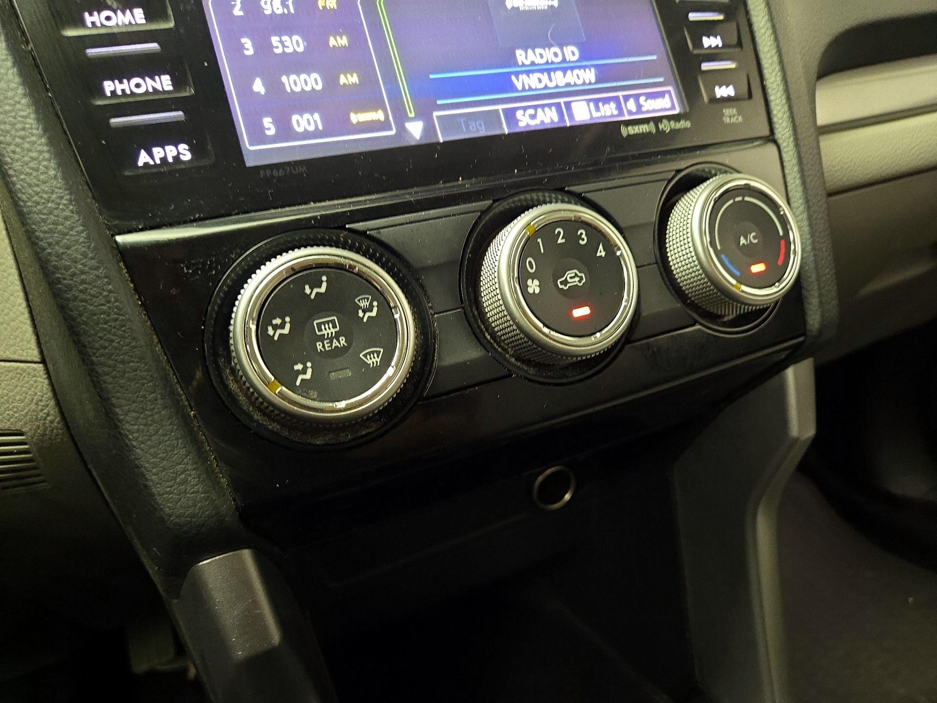 Thumbnail: 2016 Subaru Forester - 16