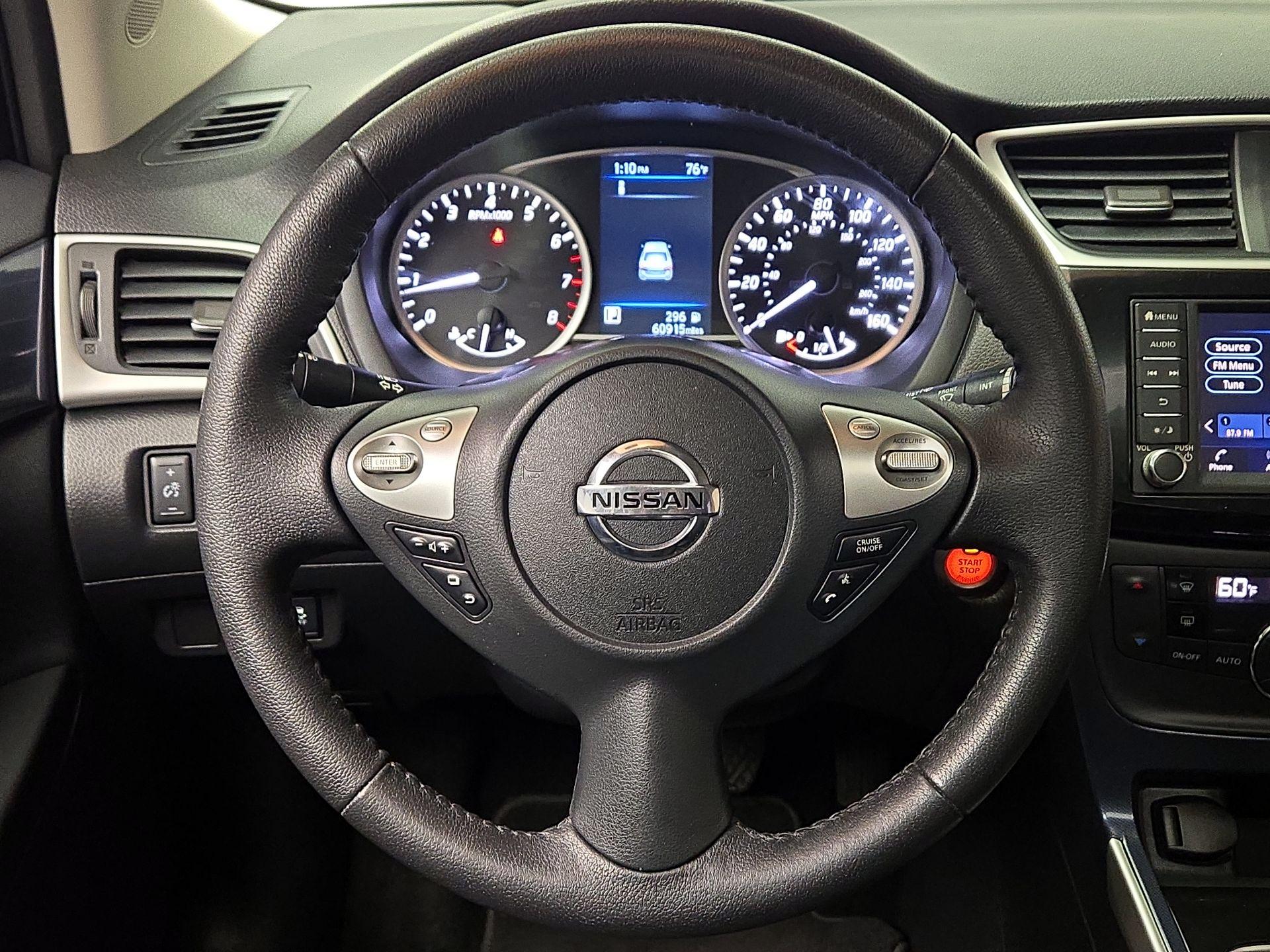 Thumbnail: 2019 Nissan Sentra - 10