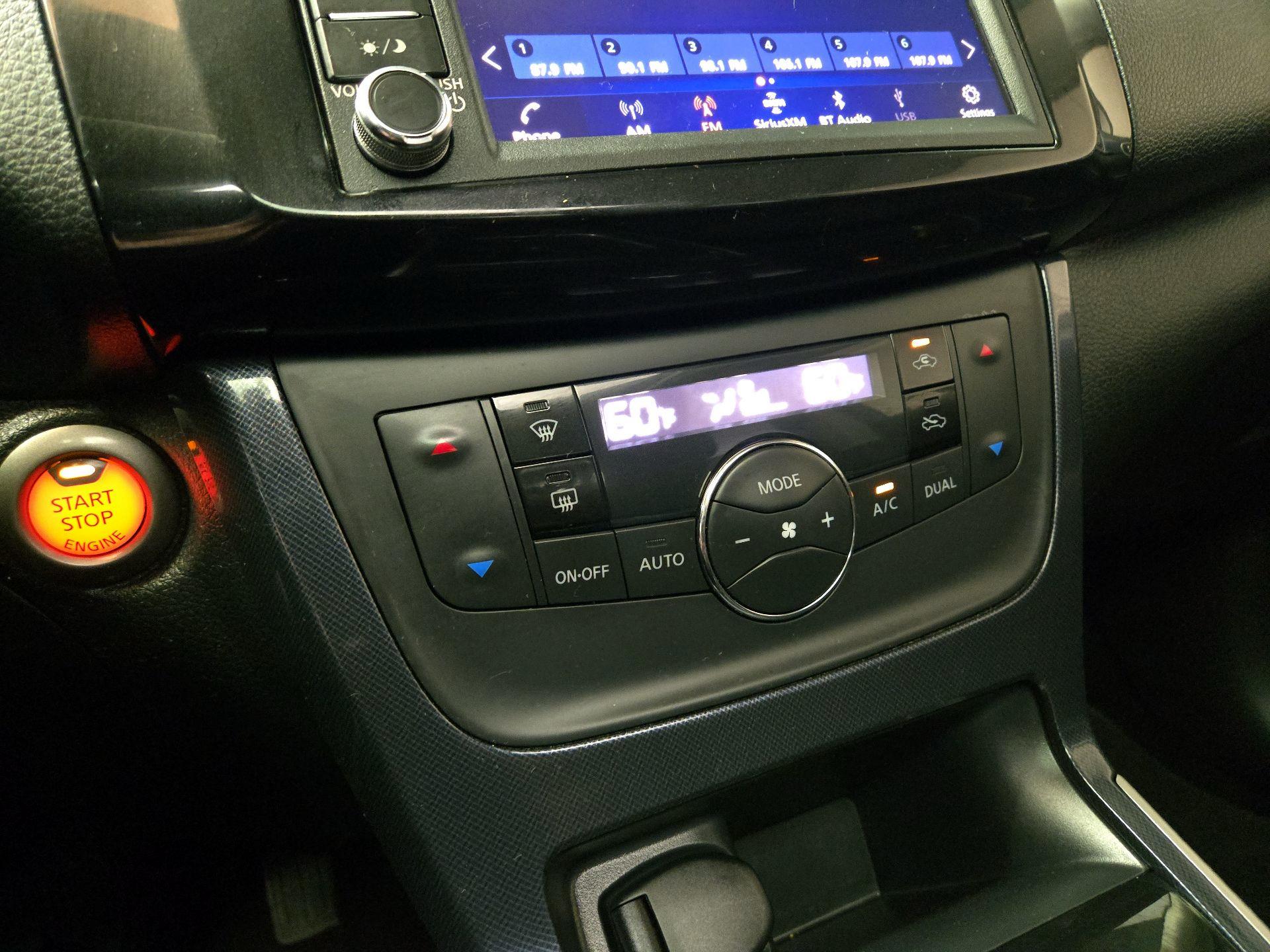 Thumbnail: 2019 Nissan Sentra - 16