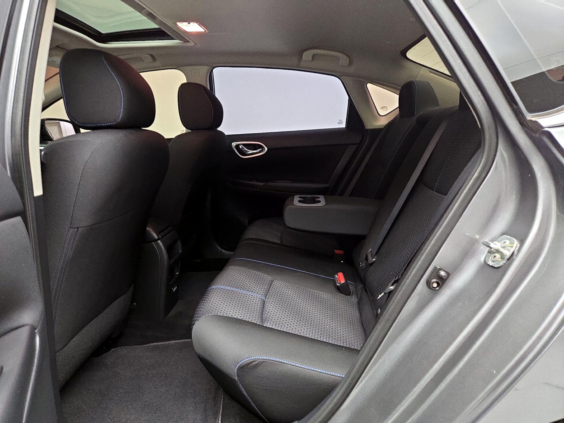 Thumbnail: 2019 Nissan Sentra - 20