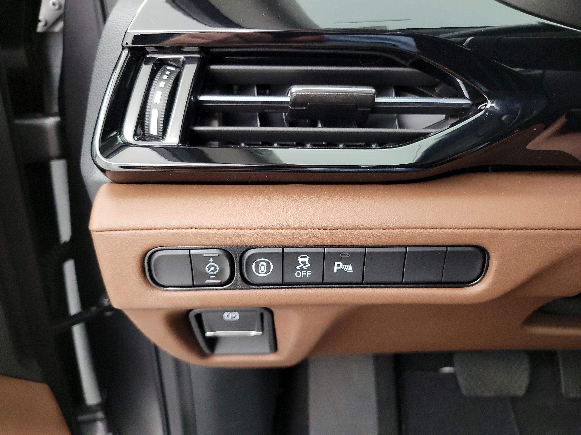 Thumbnail: 2024 Acura MDX - 13