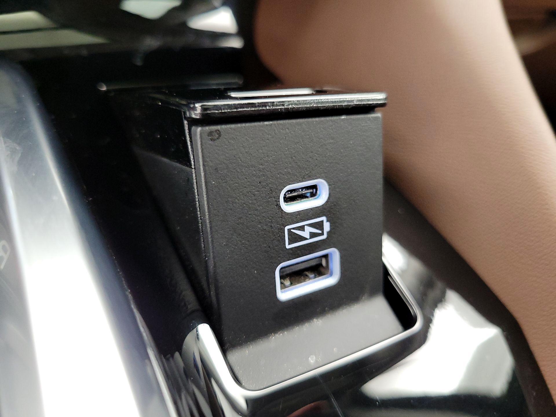 Thumbnail: 2024 Acura MDX - 19