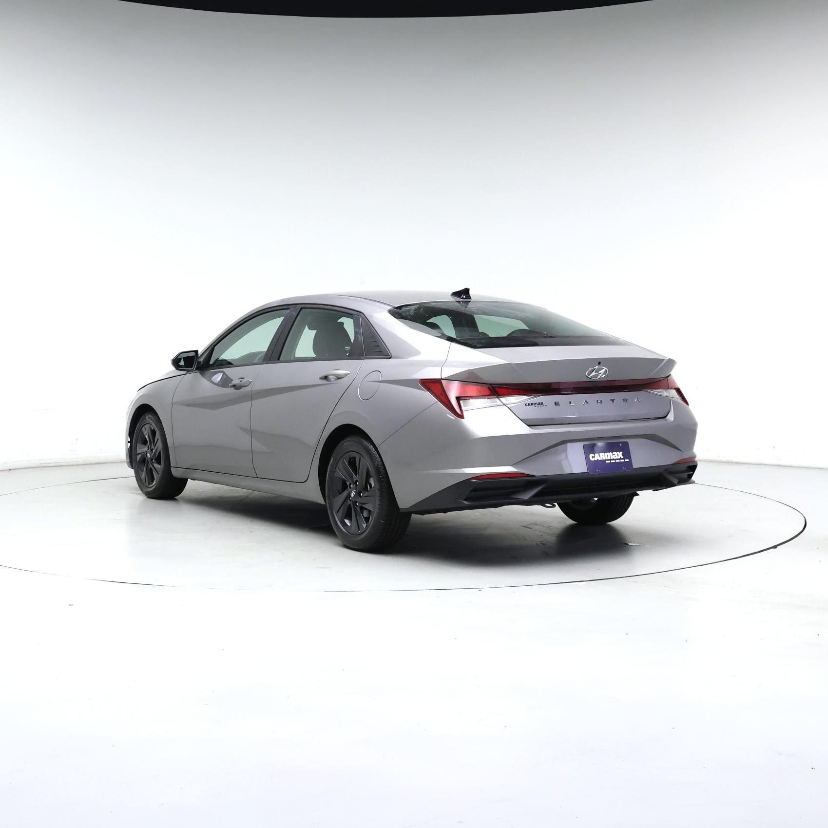 Thumbnail: 2023 Hyundai Elantra - 2