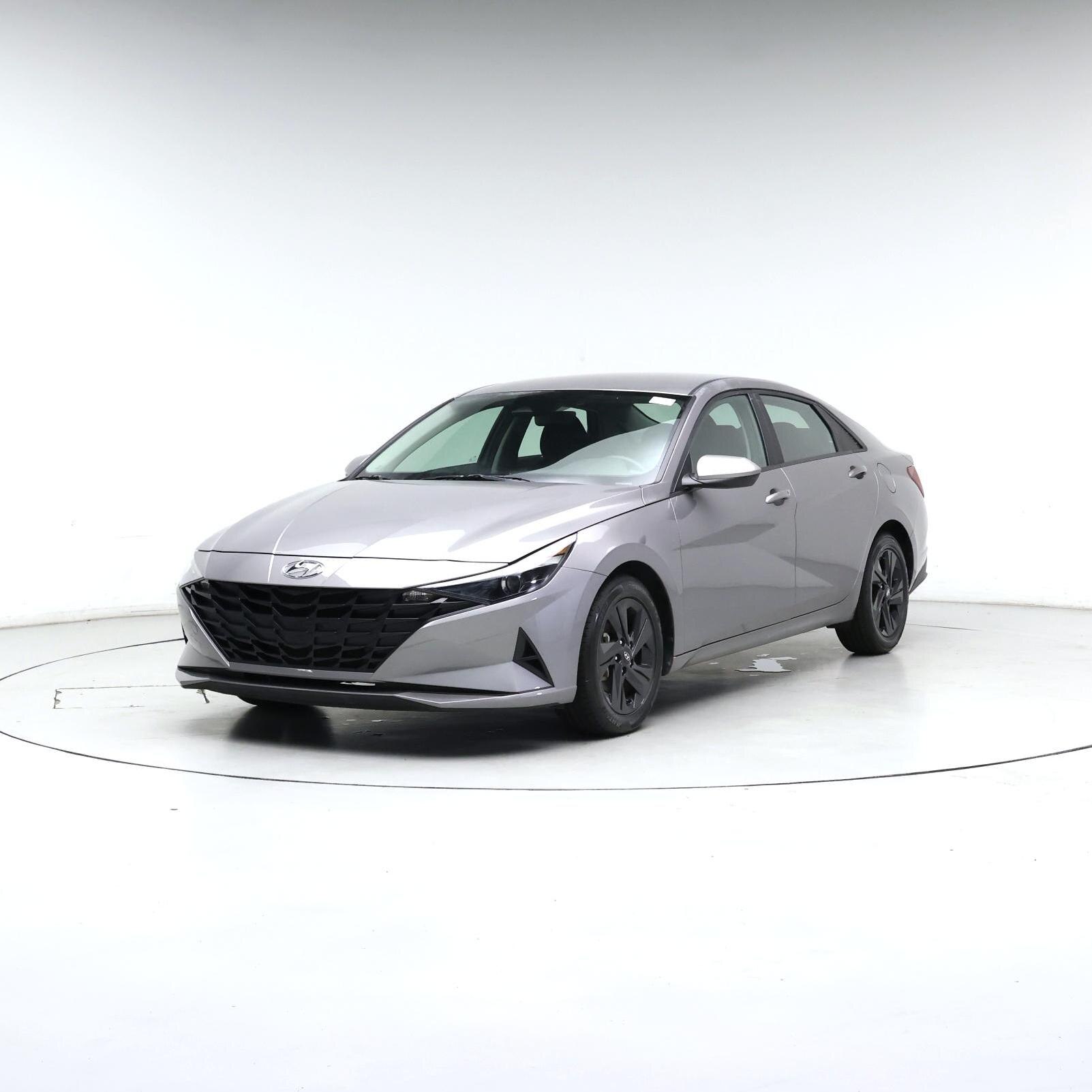 Thumbnail: 2023 Hyundai Elantra - 4