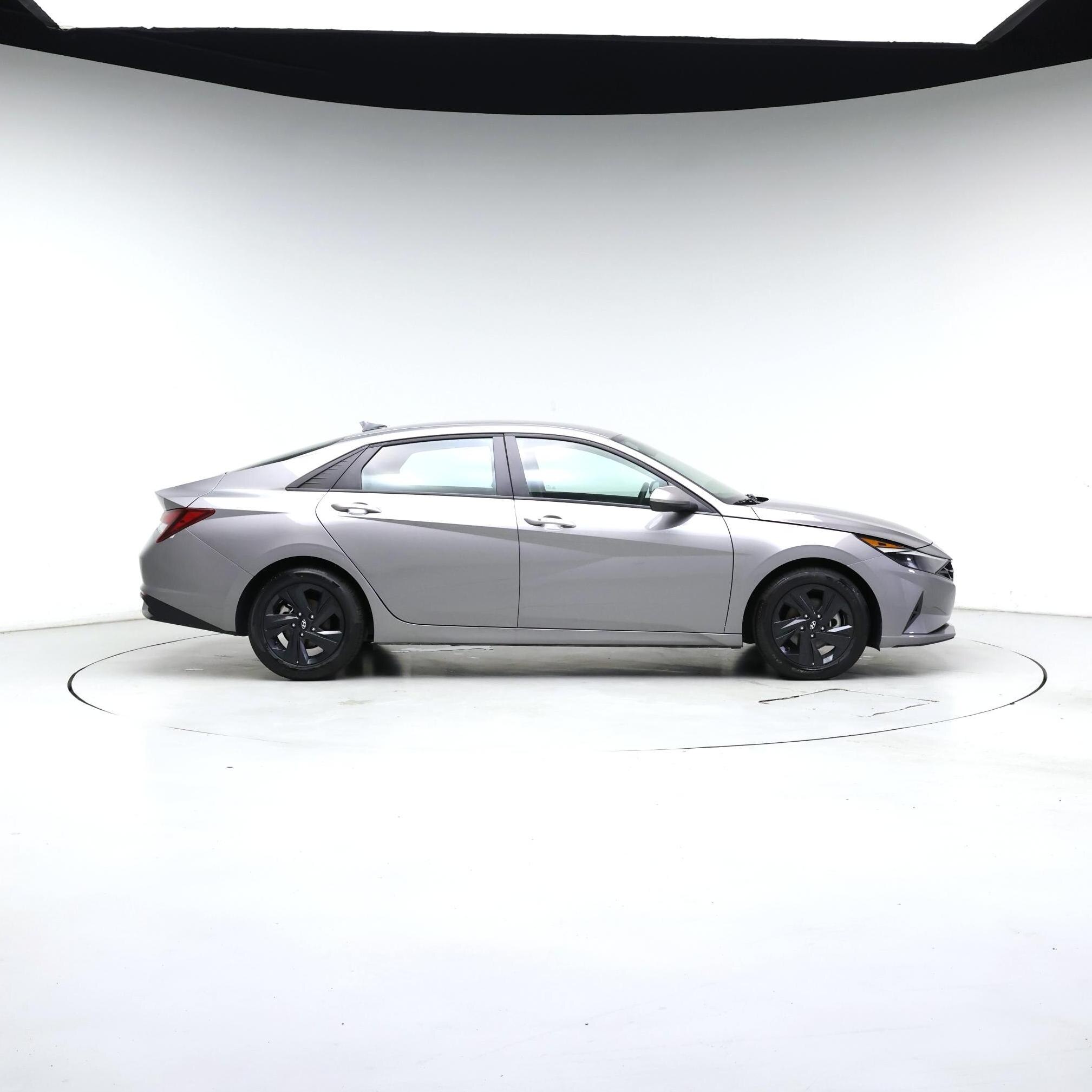 Thumbnail: 2023 Hyundai Elantra - 7