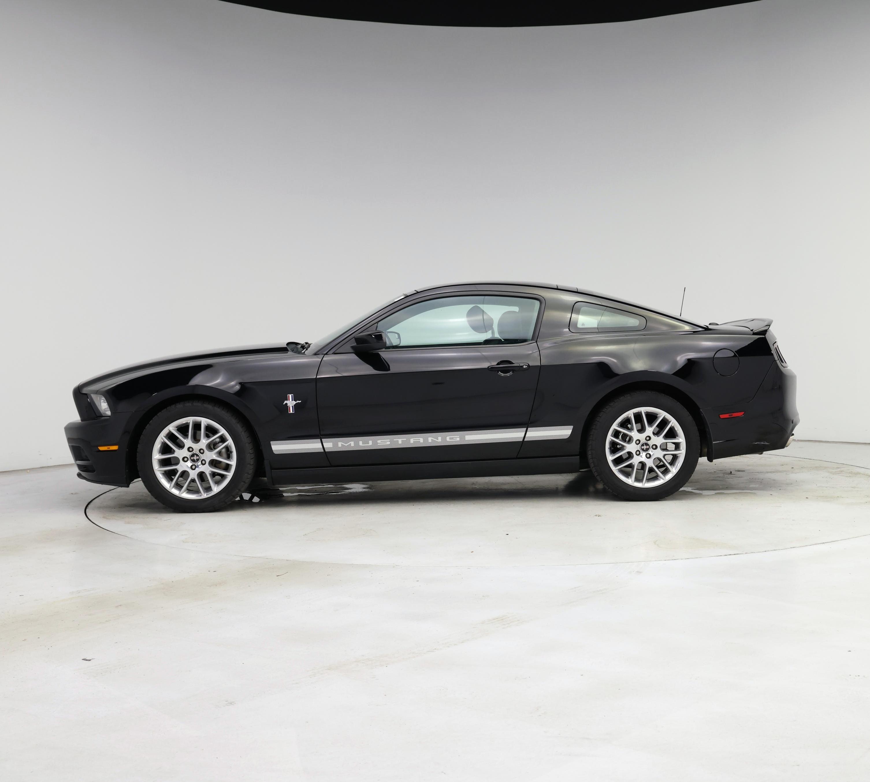 Thumbnail: 2014 Ford Mustang - 3