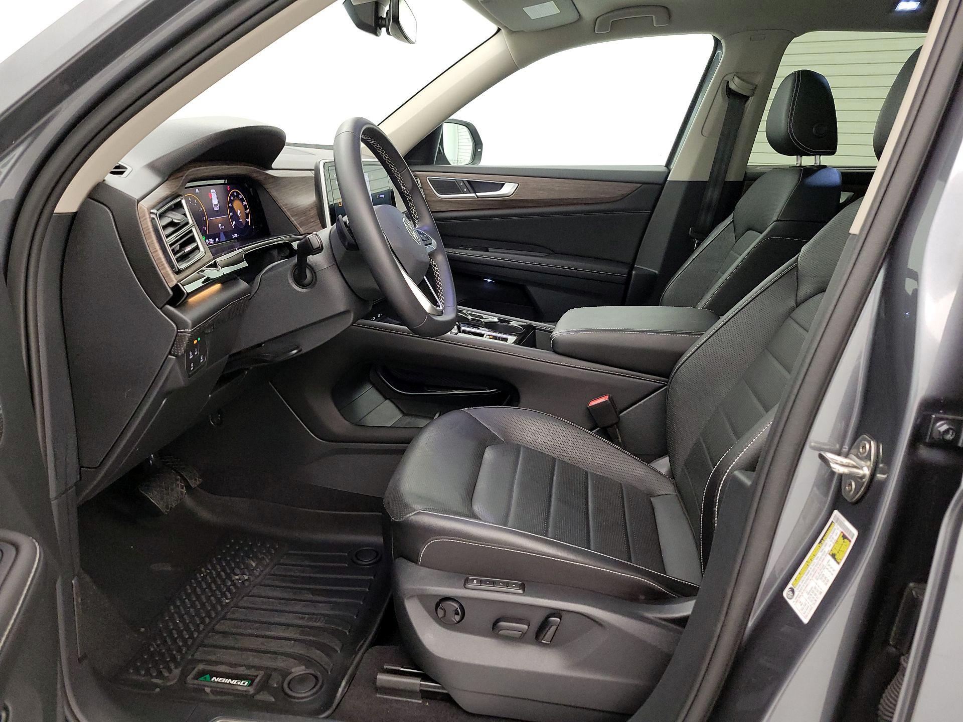 Thumbnail: 2024 Volkswagen Atlas - 11