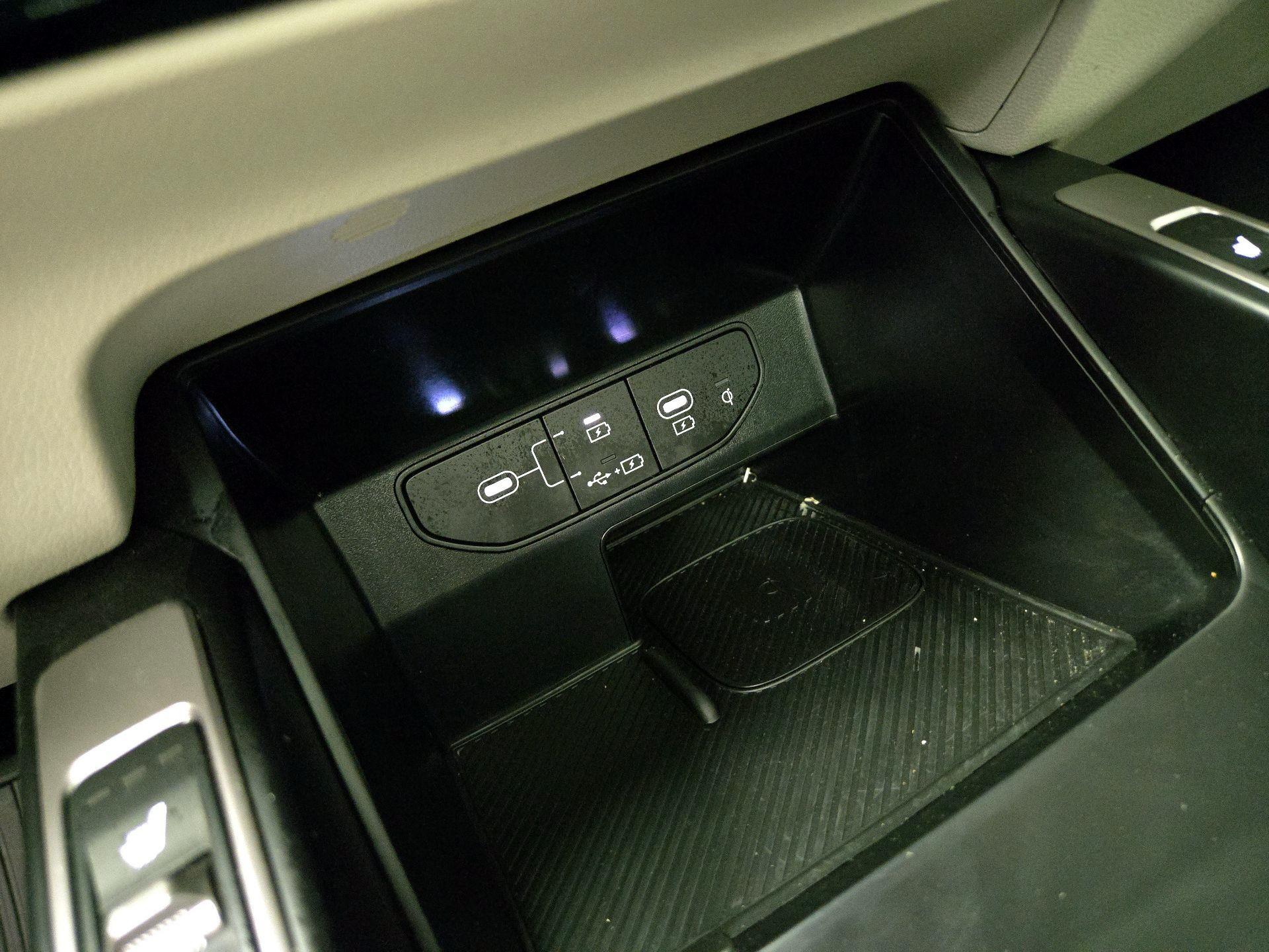 Thumbnail: 2025 Kia Sorento - 19