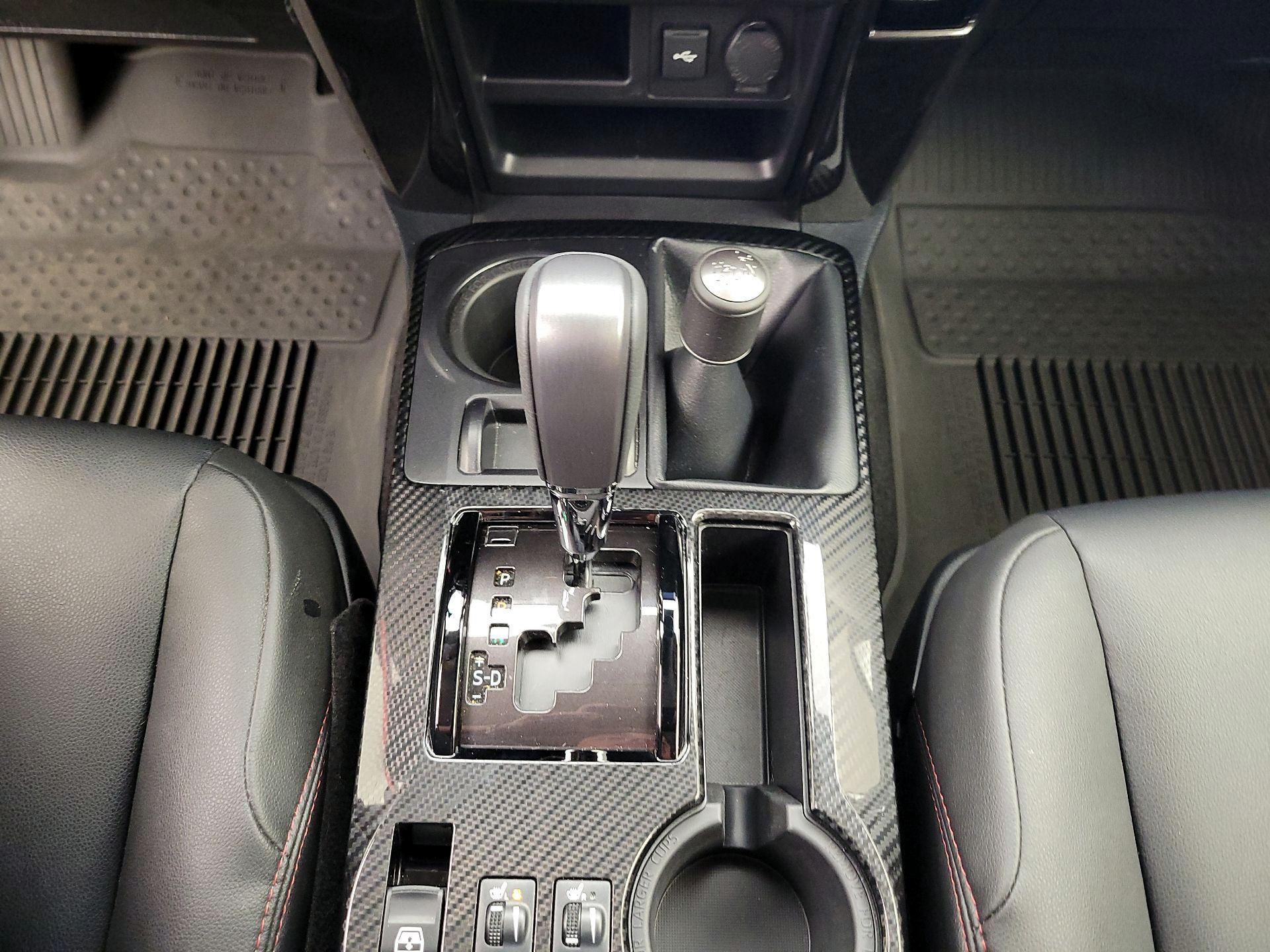 Thumbnail: 2024 Toyota 4Runner - 18