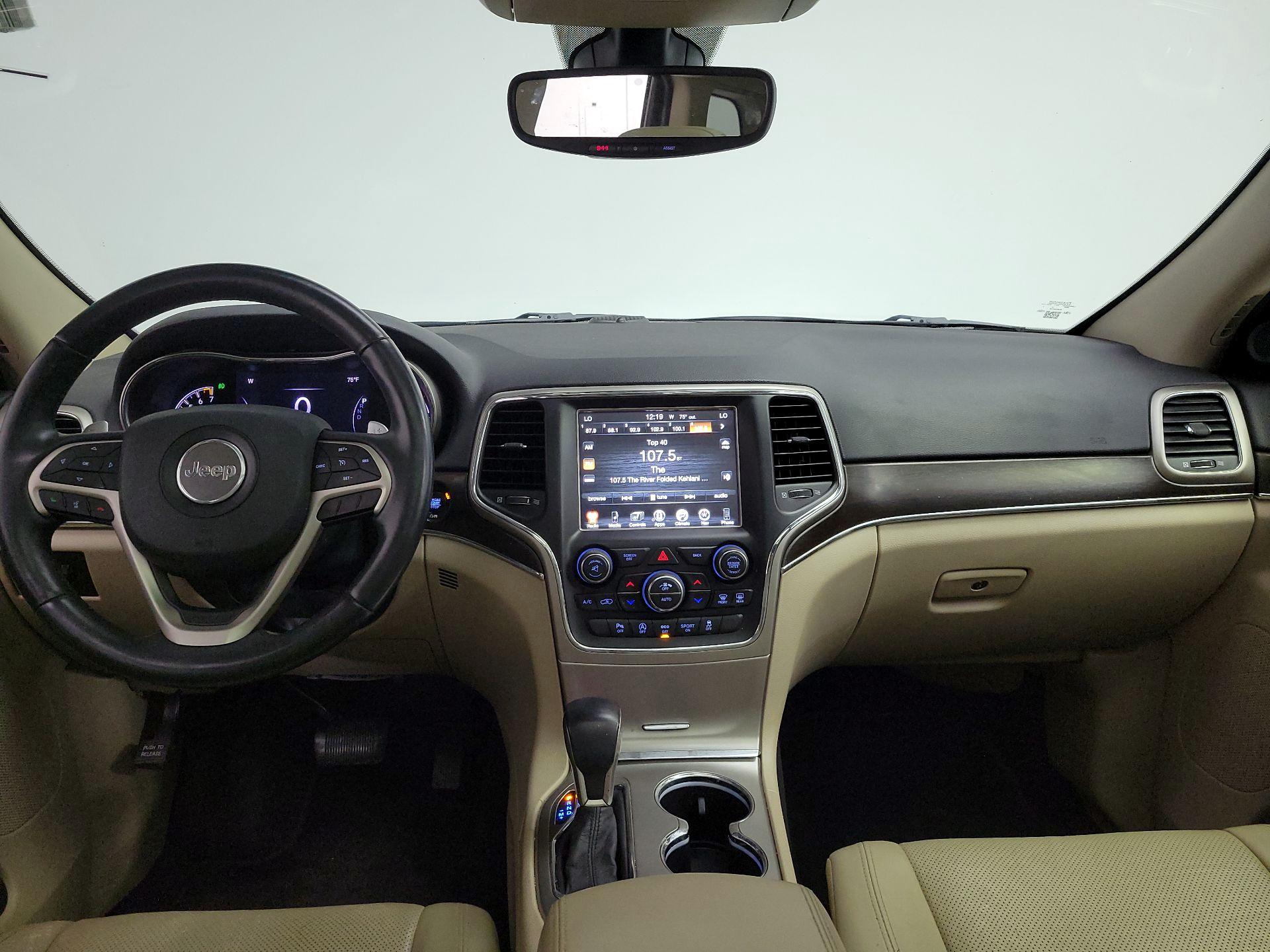Thumbnail: 2017 Jeep Grand Cherokee - 9