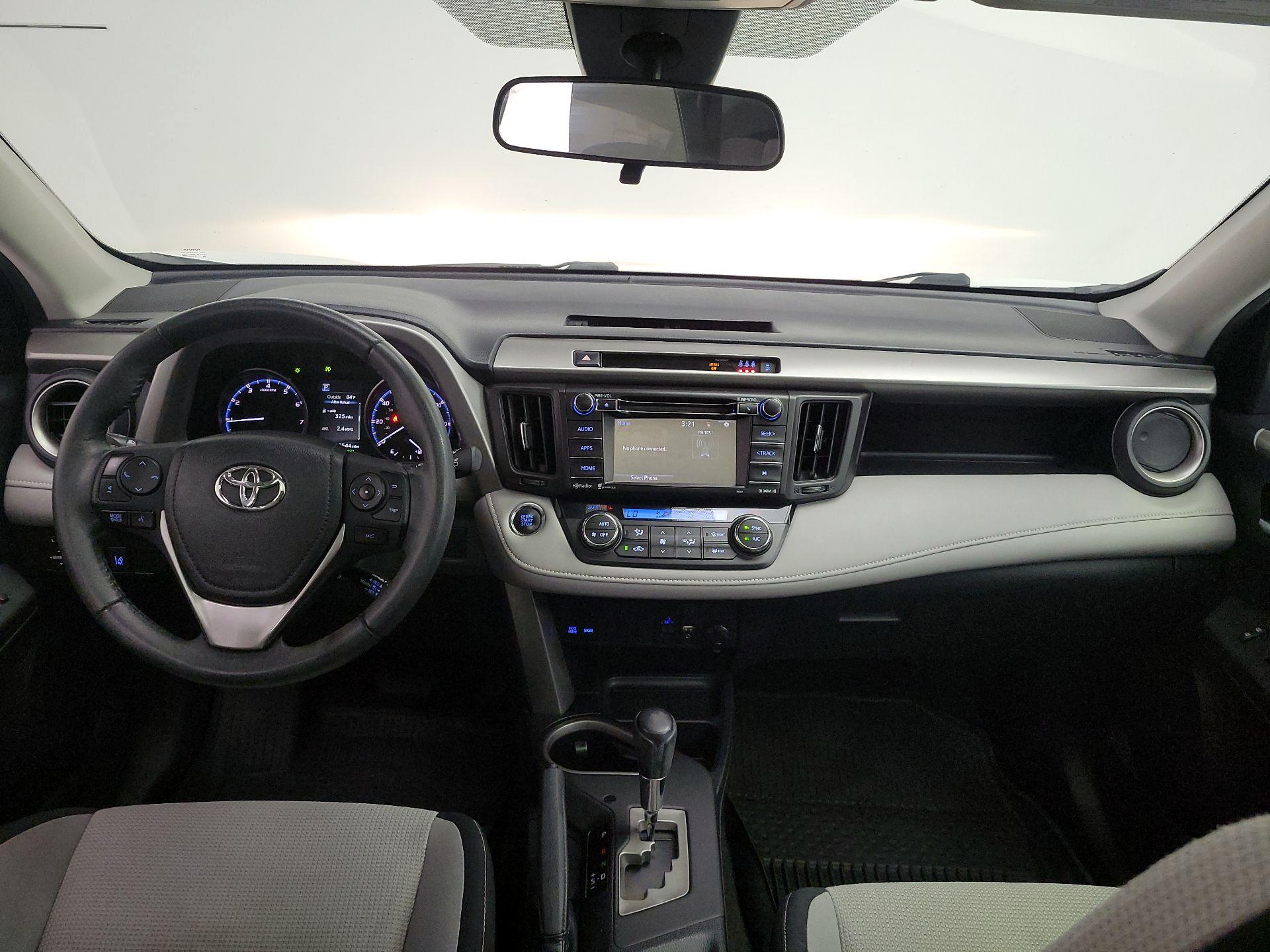 Thumbnail: 2017 Toyota RAV4 - 9