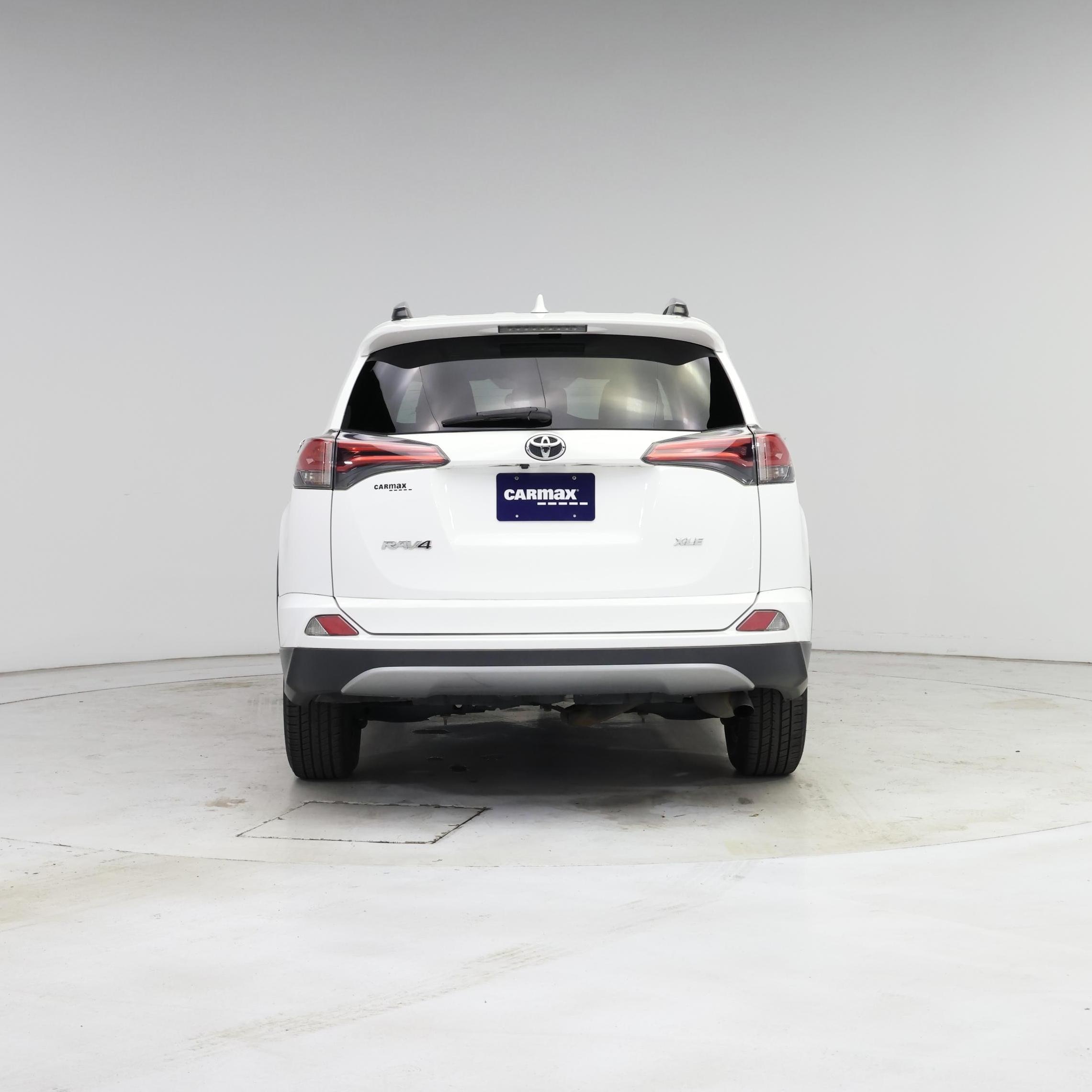 Thumbnail: 2017 Toyota RAV4 - 6