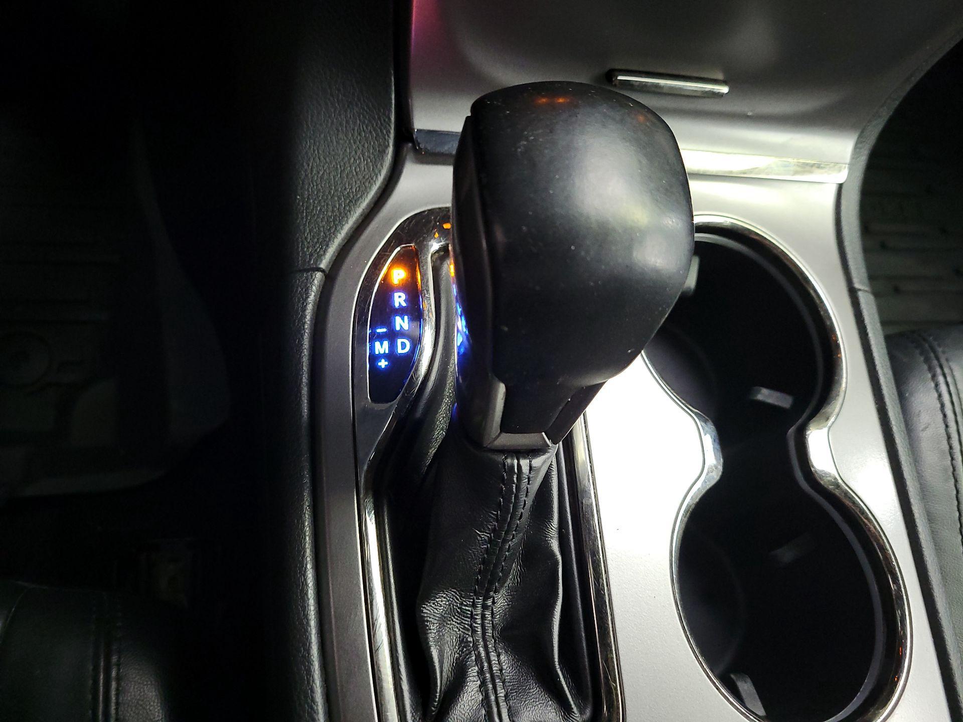 Thumbnail: 2020 Jeep Grand Cherokee - 18