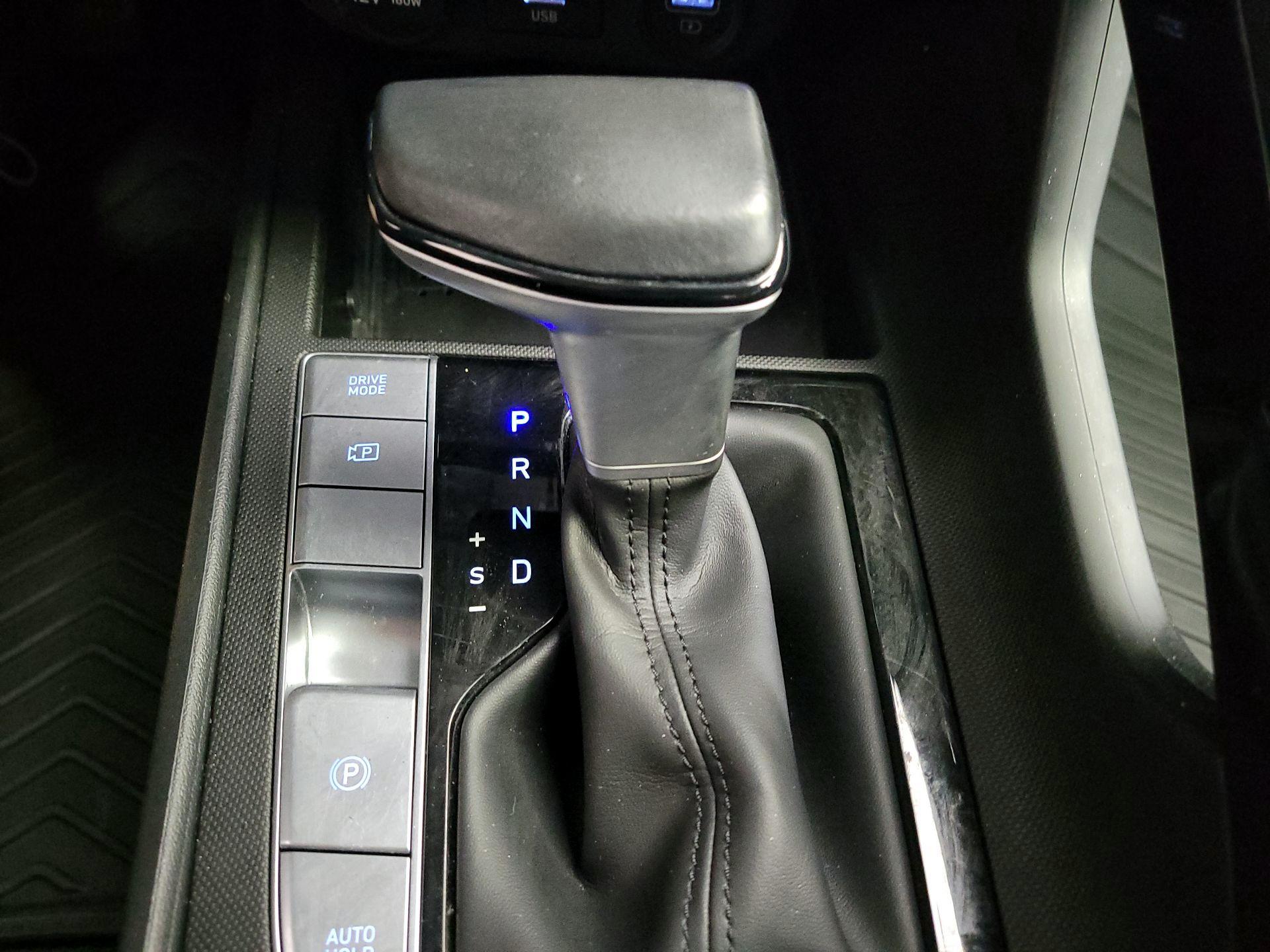 Thumbnail: 2022 Hyundai Elantra - 18