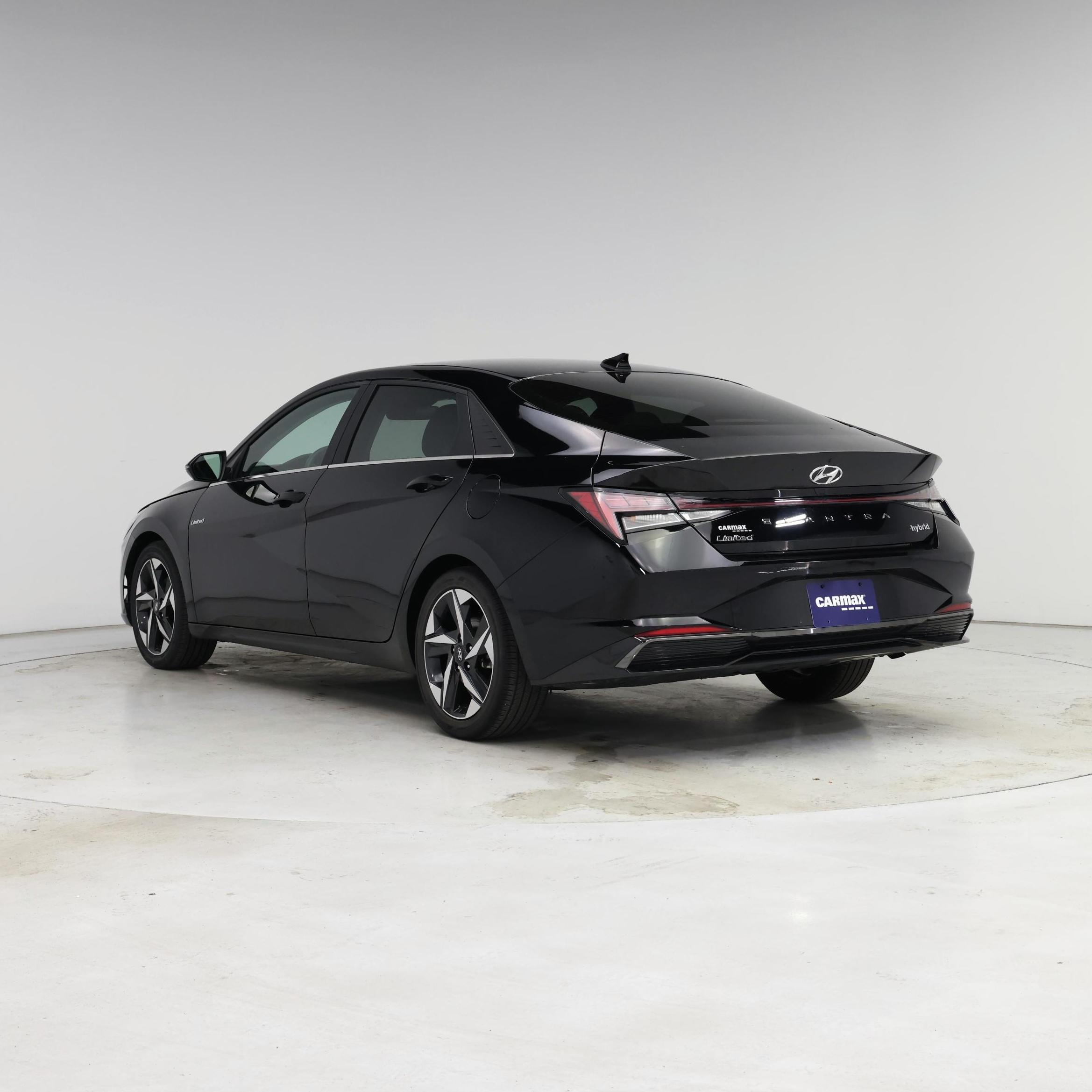Thumbnail: 2022 Hyundai Elantra - 2