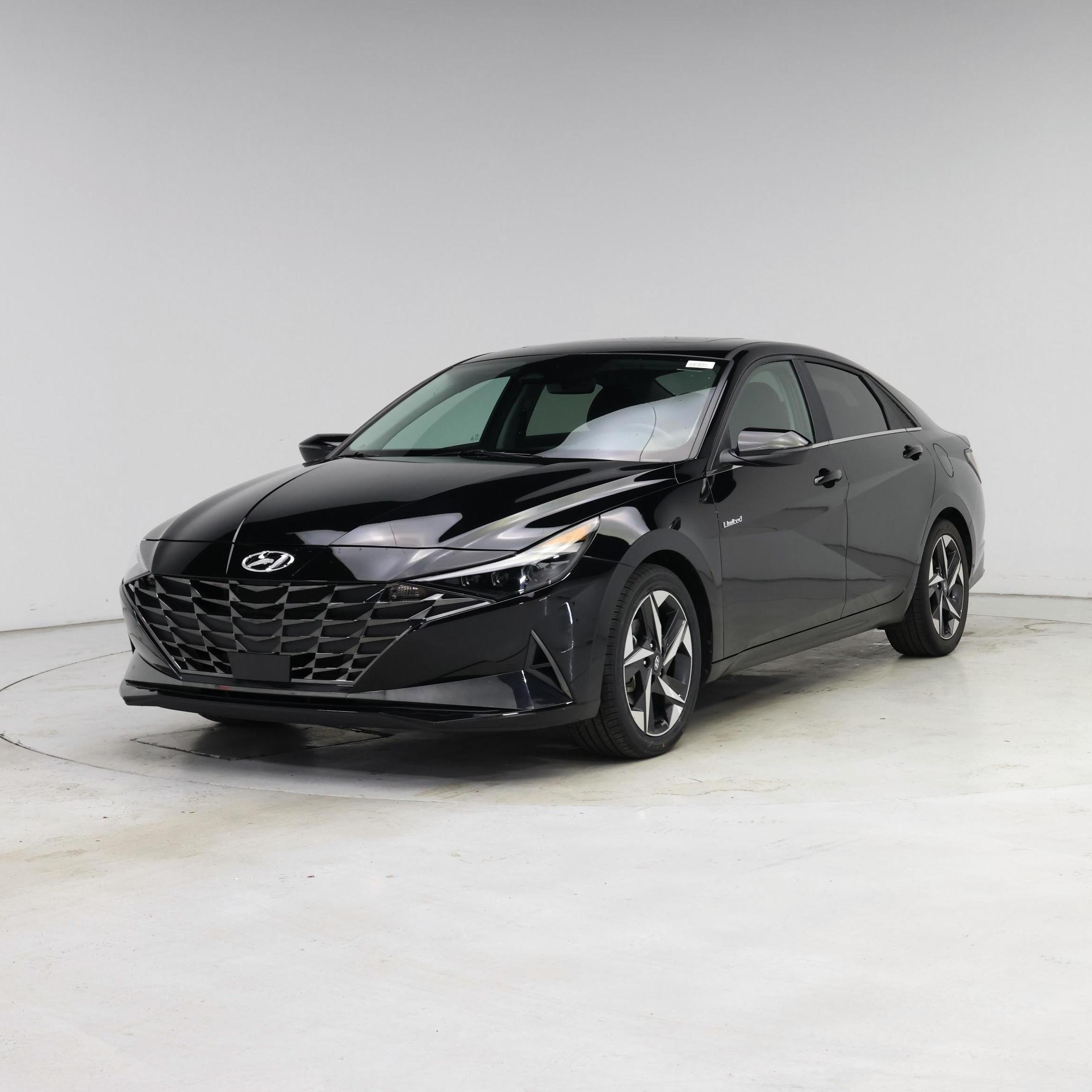 Thumbnail: 2022 Hyundai Elantra - 4