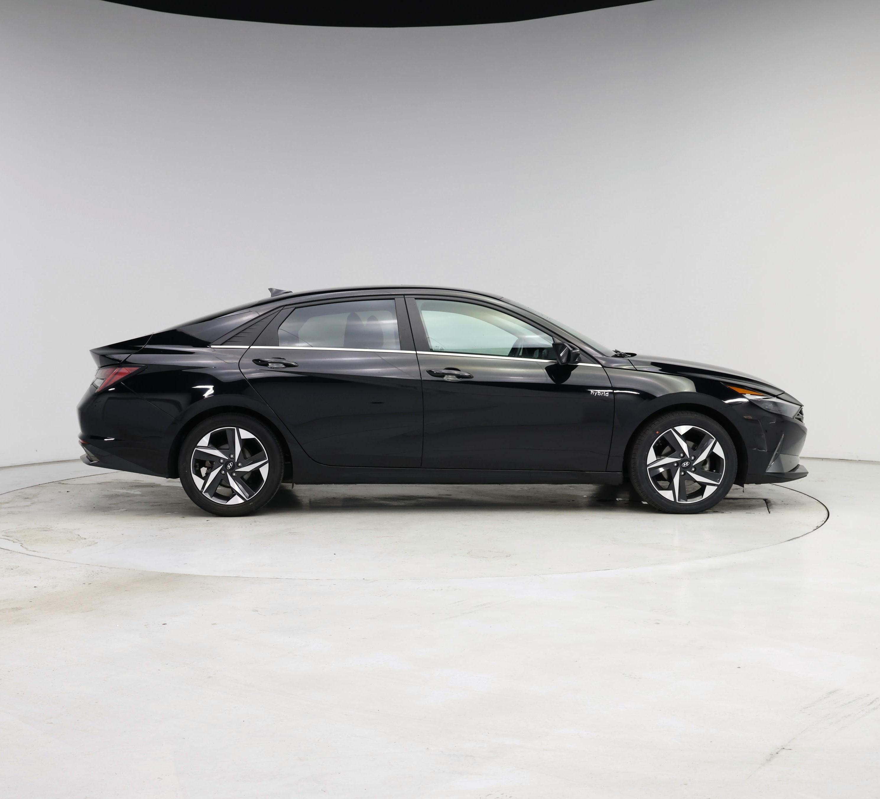 Thumbnail: 2022 Hyundai Elantra - 7