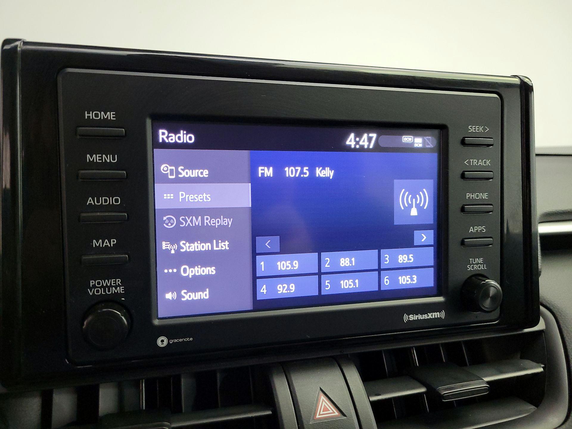 Thumbnail: 2021 Toyota RAV4 - 15