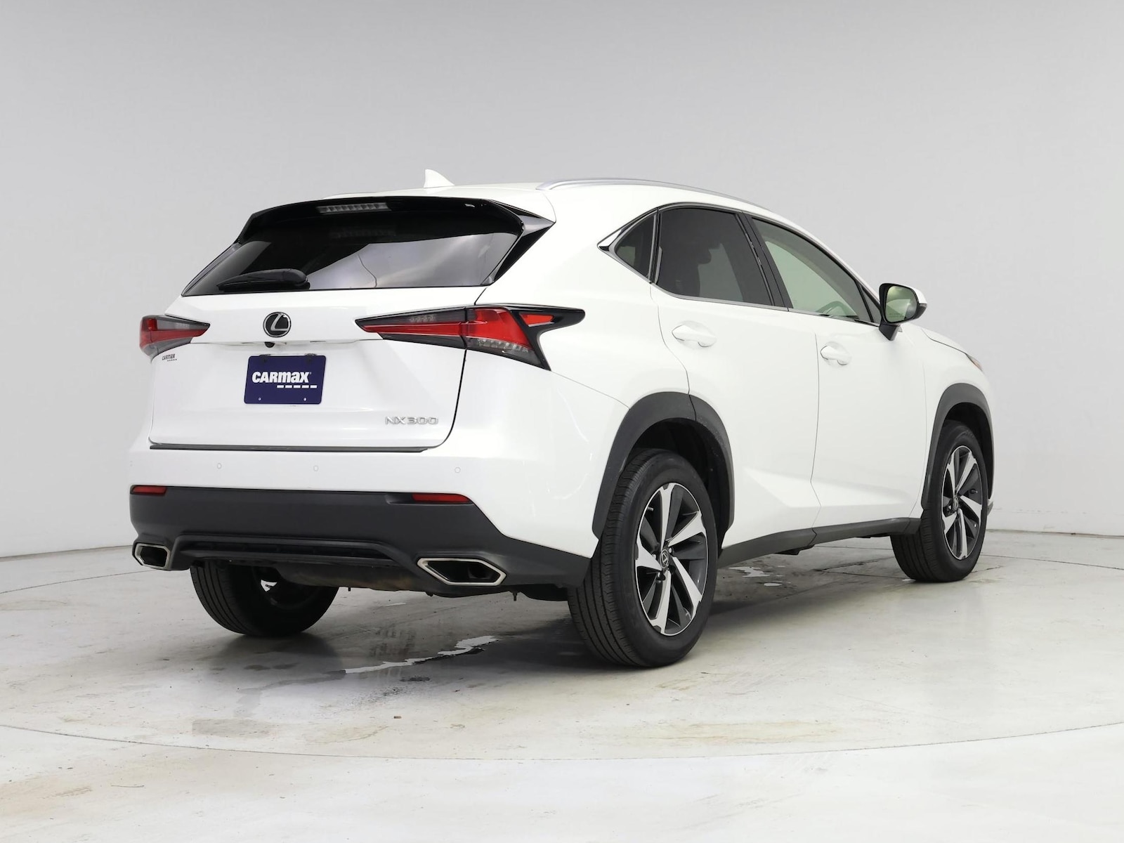 2021 Lexus NX 300 - Photo 9