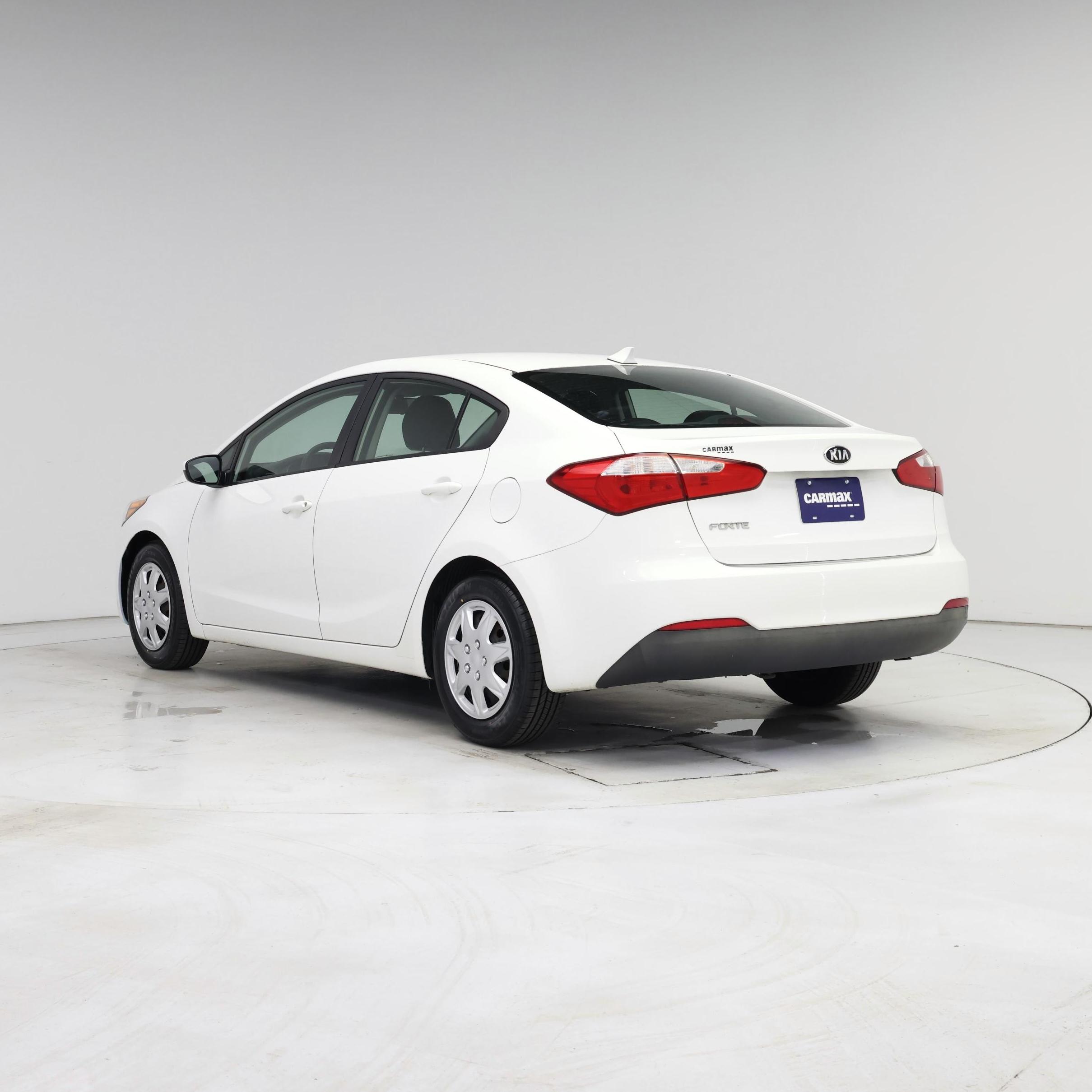 Thumbnail: 2016 Kia Forte - 2