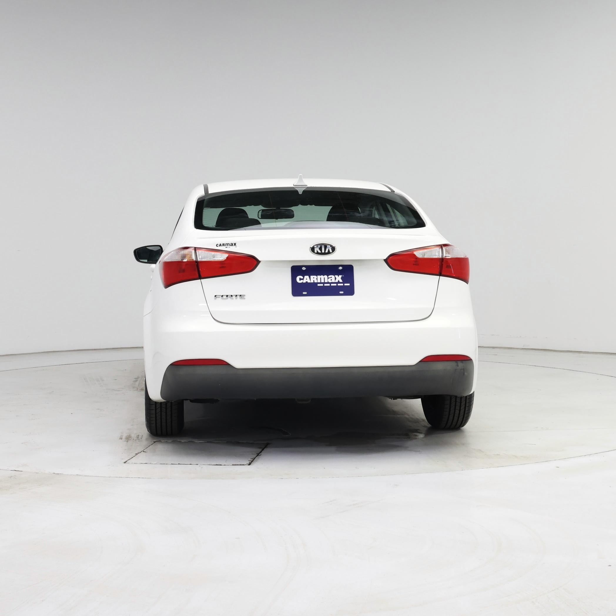 Thumbnail: 2016 Kia Forte - 6