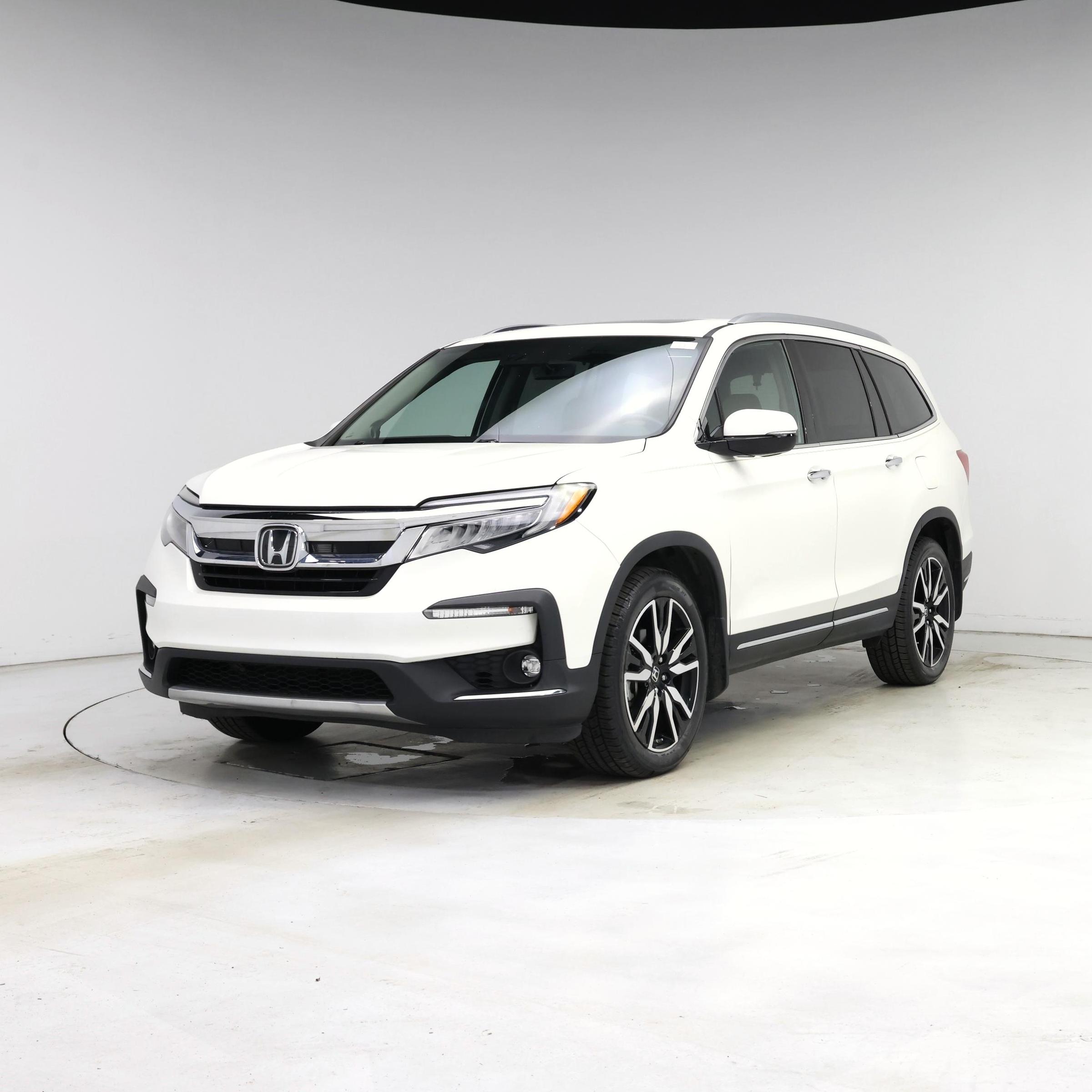 Thumbnail: 2019 Honda Pilot - 4