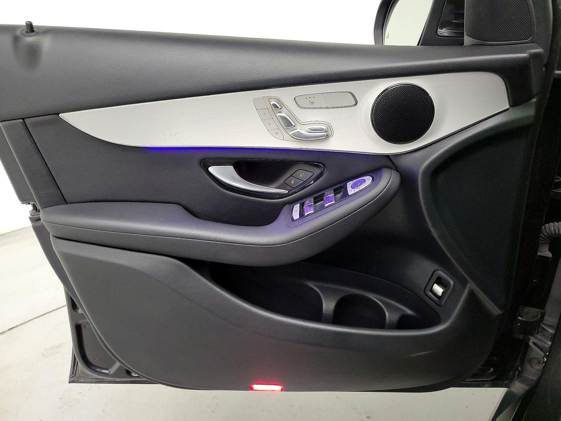 Thumbnail: 2021 Mercedes-Benz GLC - 12