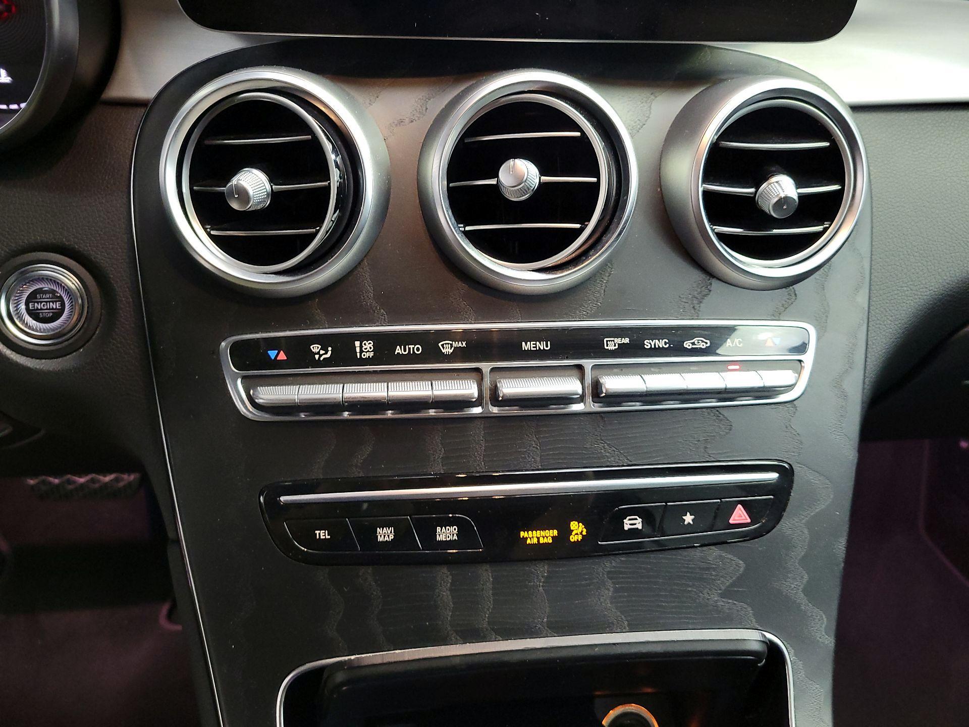 Thumbnail: 2021 Mercedes-Benz GLC - 16