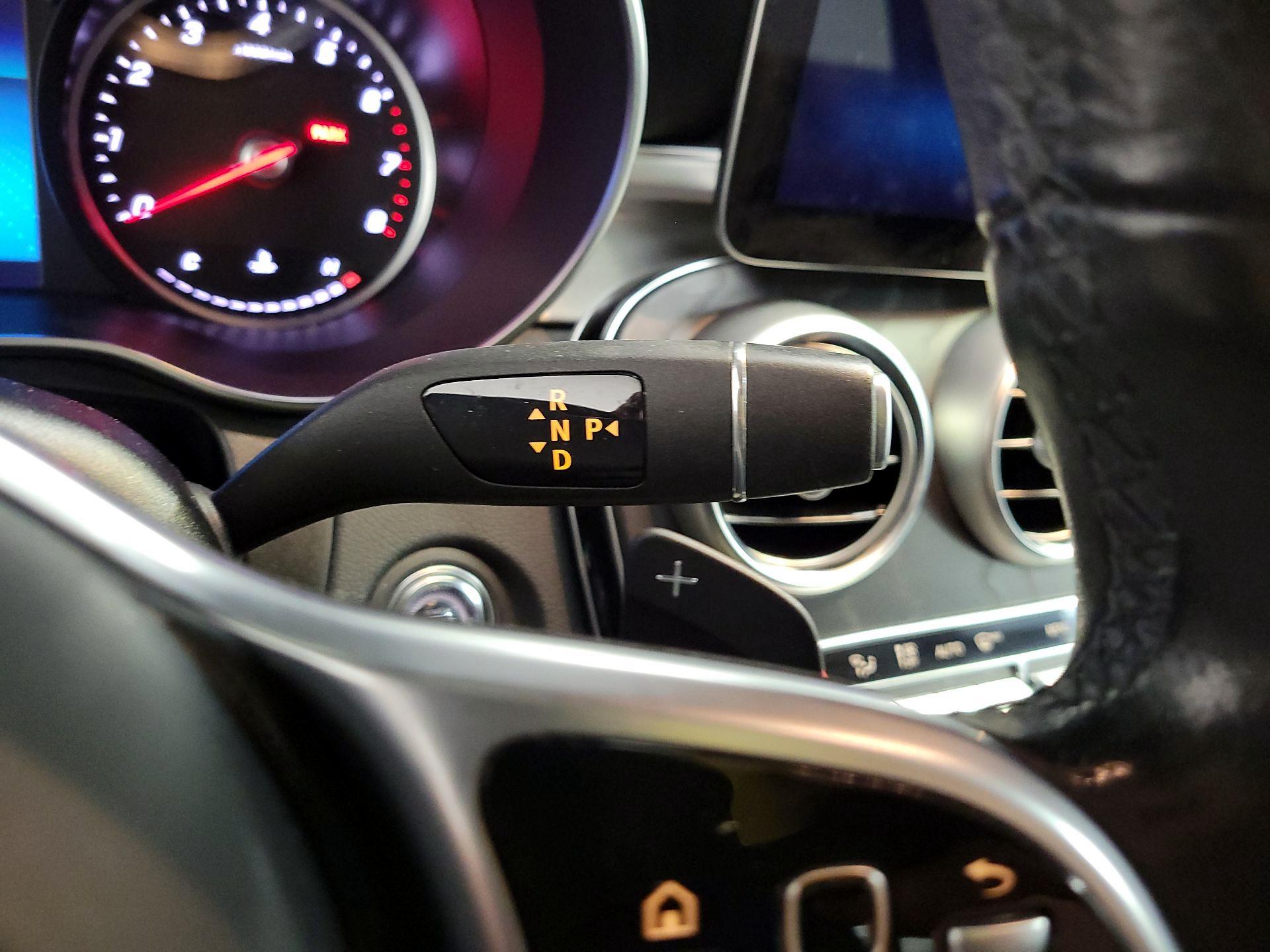 Thumbnail: 2021 Mercedes-Benz GLC - 17