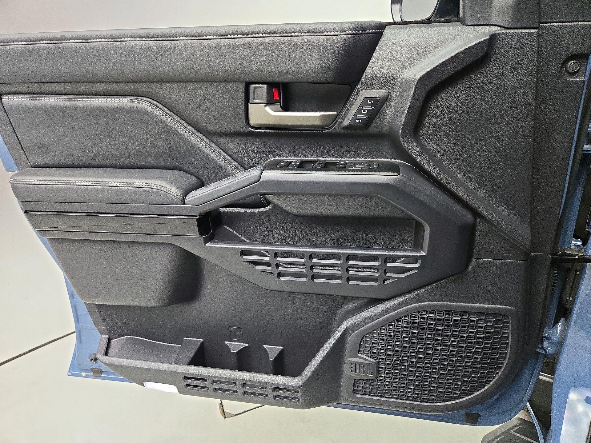 Thumbnail: 2025 Toyota 4Runner - 12