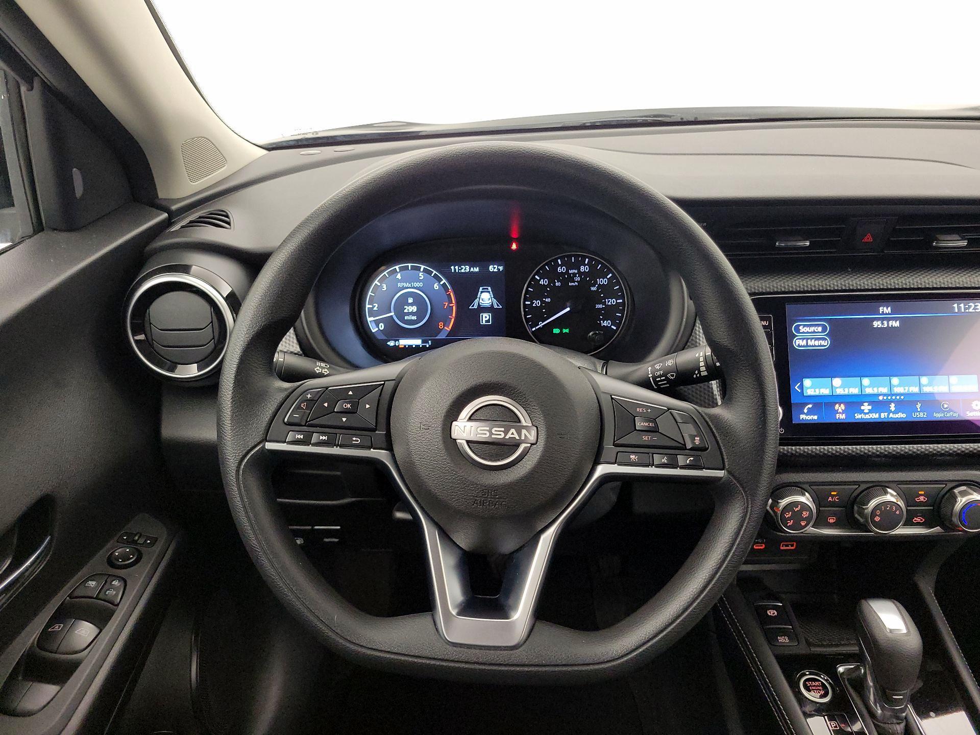 Thumbnail: 2024 Nissan Kicks - 10