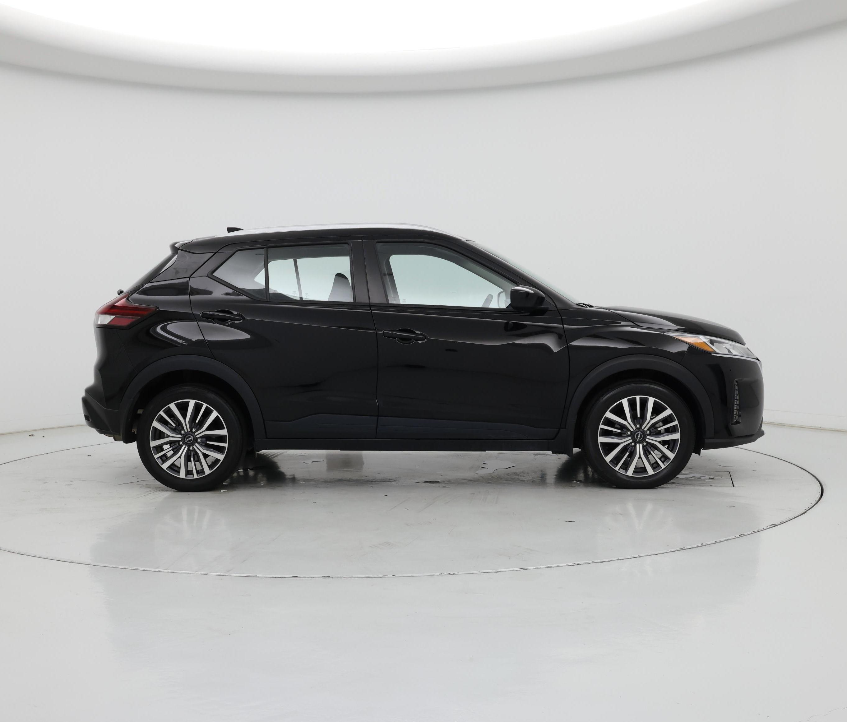 Thumbnail: 2024 Nissan Kicks - 7