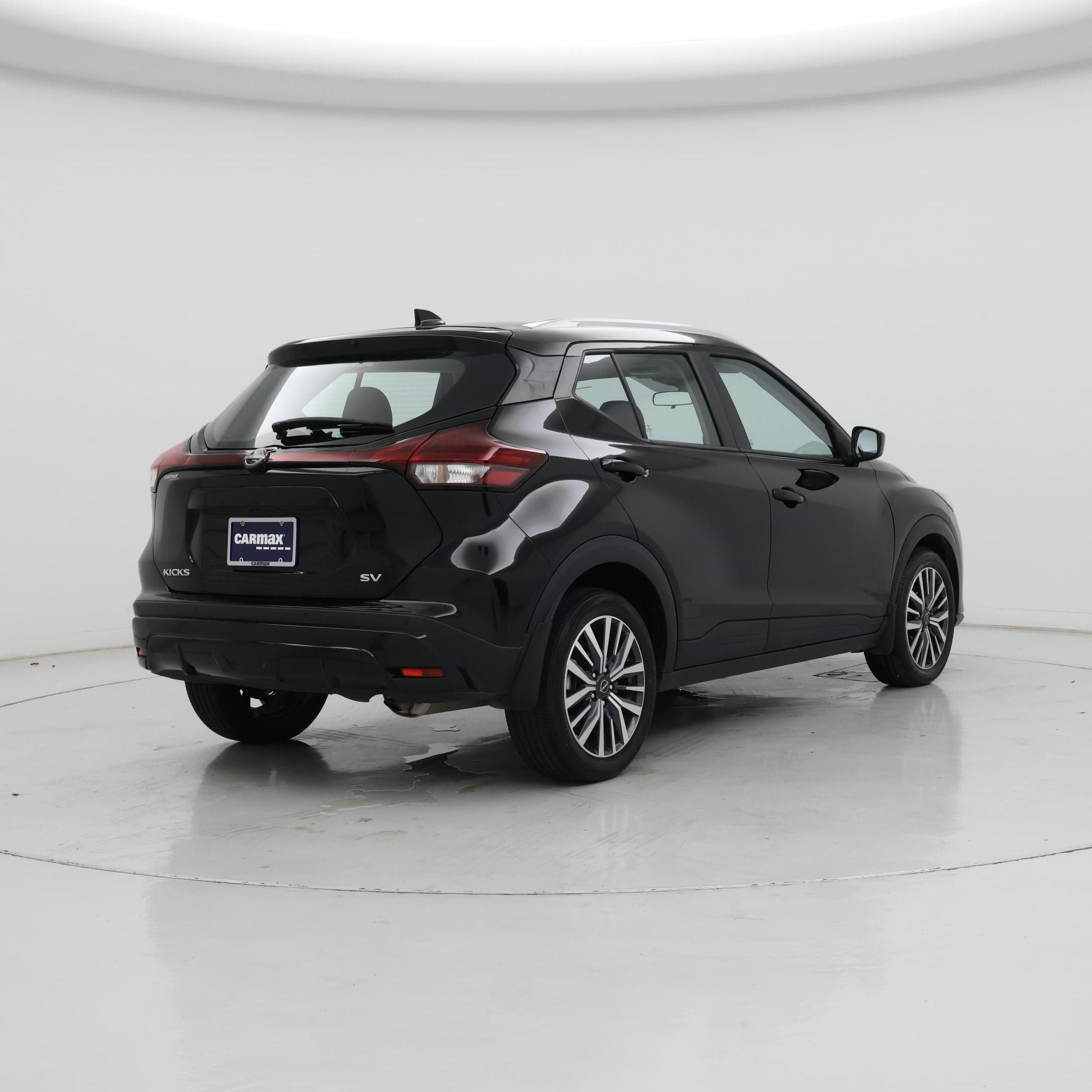 Thumbnail: 2024 Nissan Kicks - 8