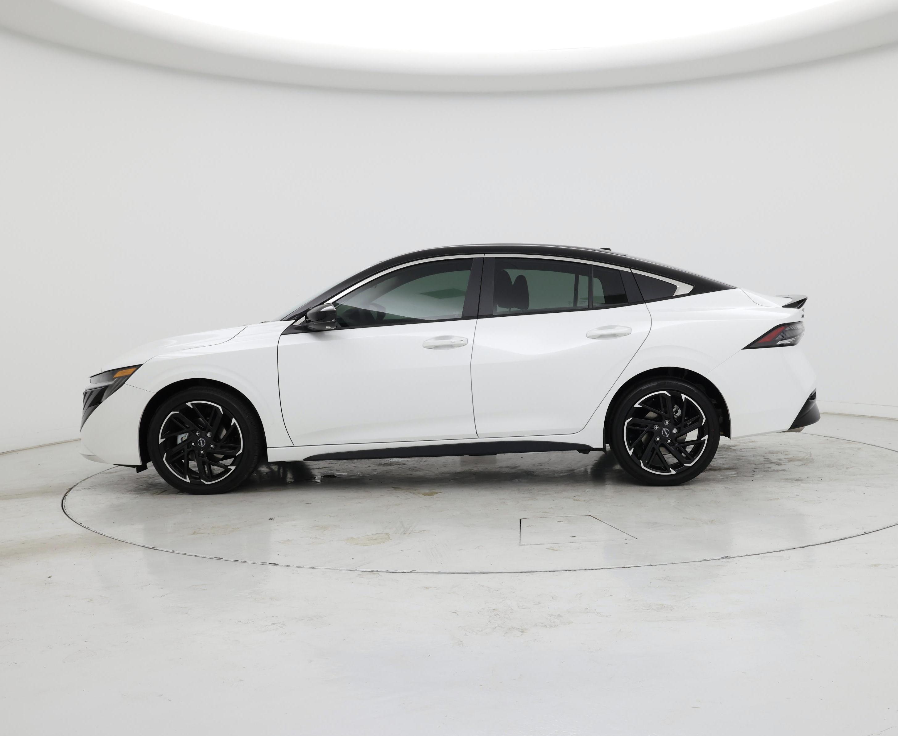 Thumbnail: 2026 Nissan Sentra - 3