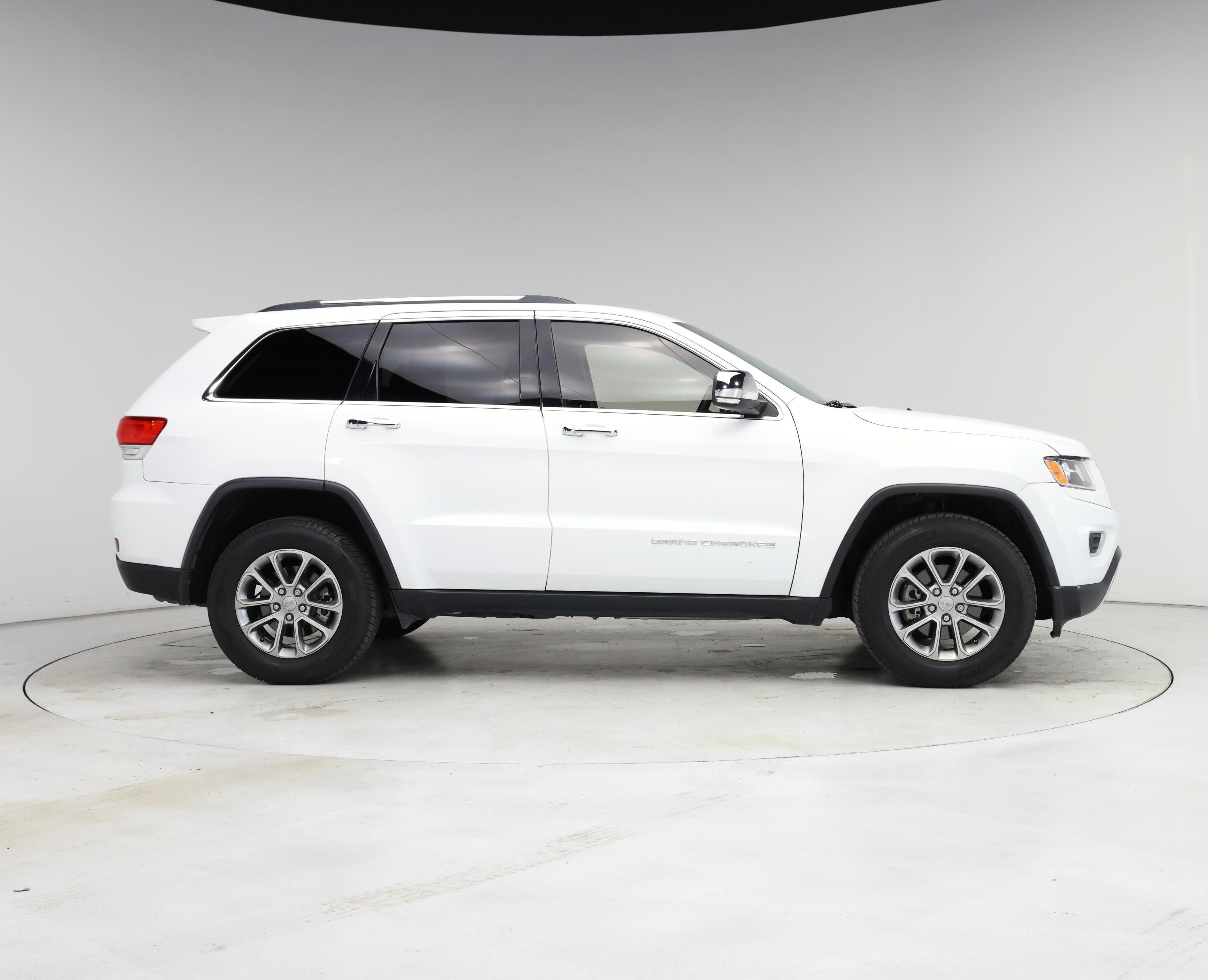 Thumbnail: 2015 Jeep Grand Cherokee - 7