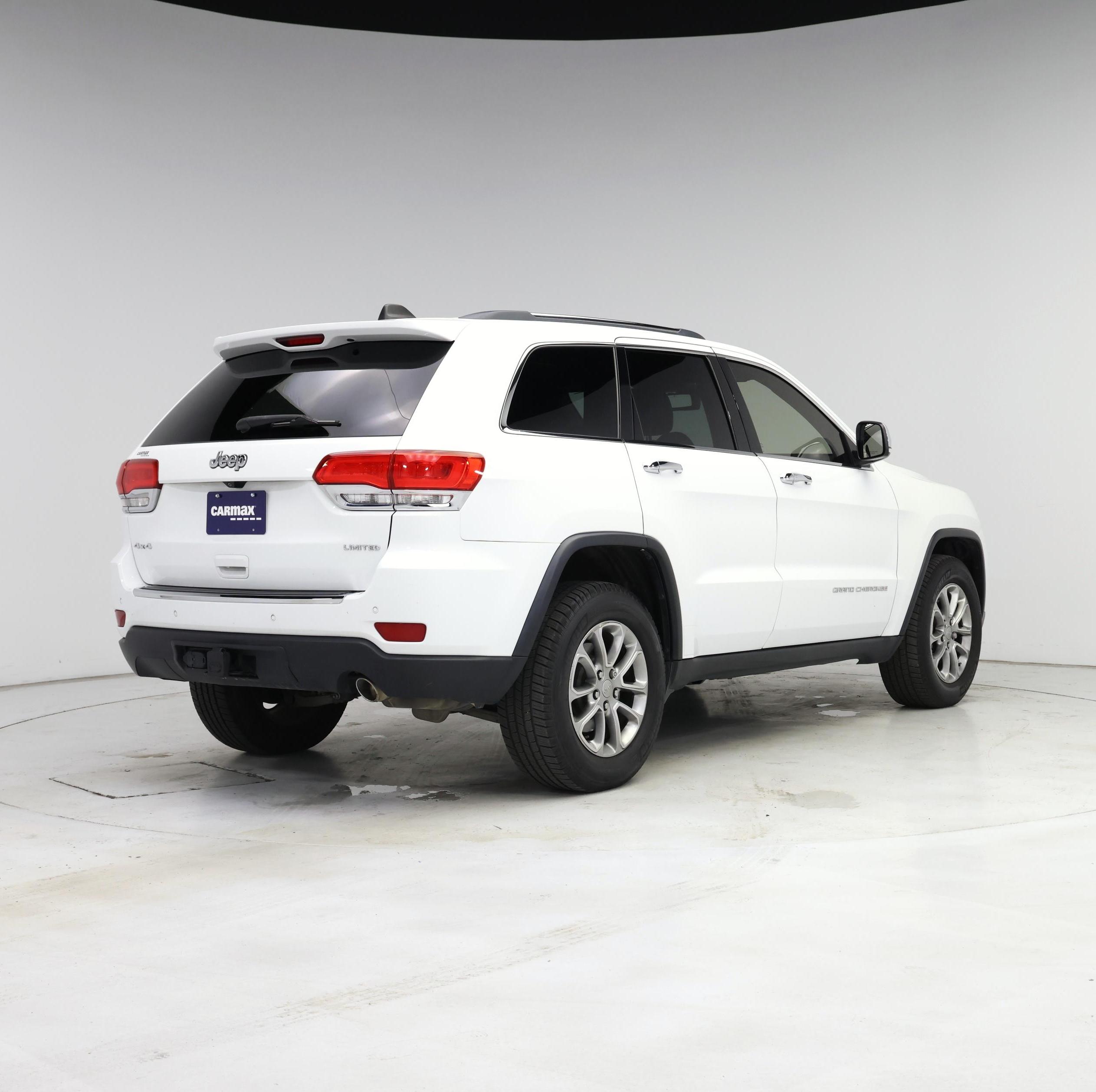 Thumbnail: 2015 Jeep Grand Cherokee - 8
