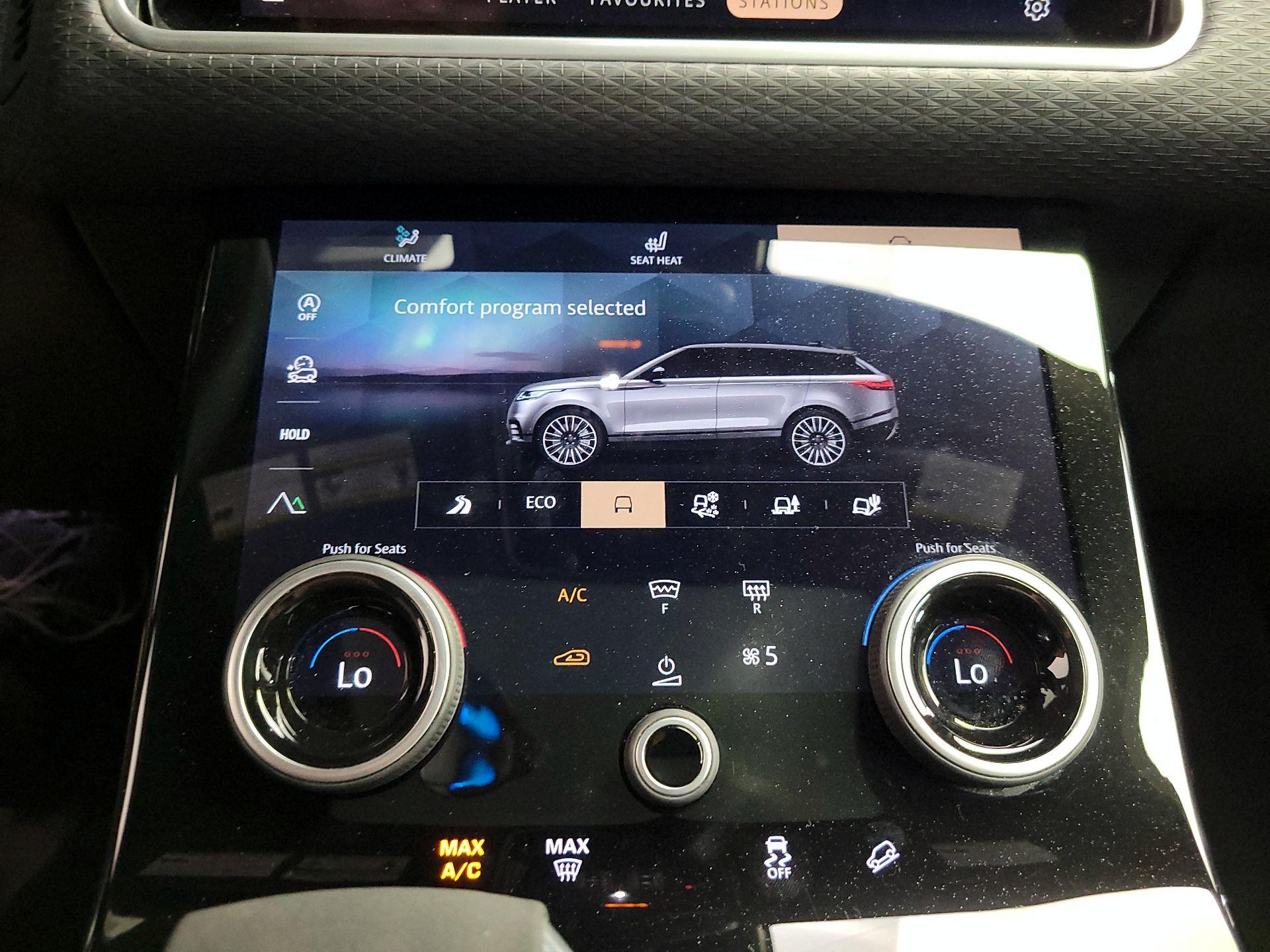 Thumbnail: 2023 Land Rover Range Rover Velar - 17