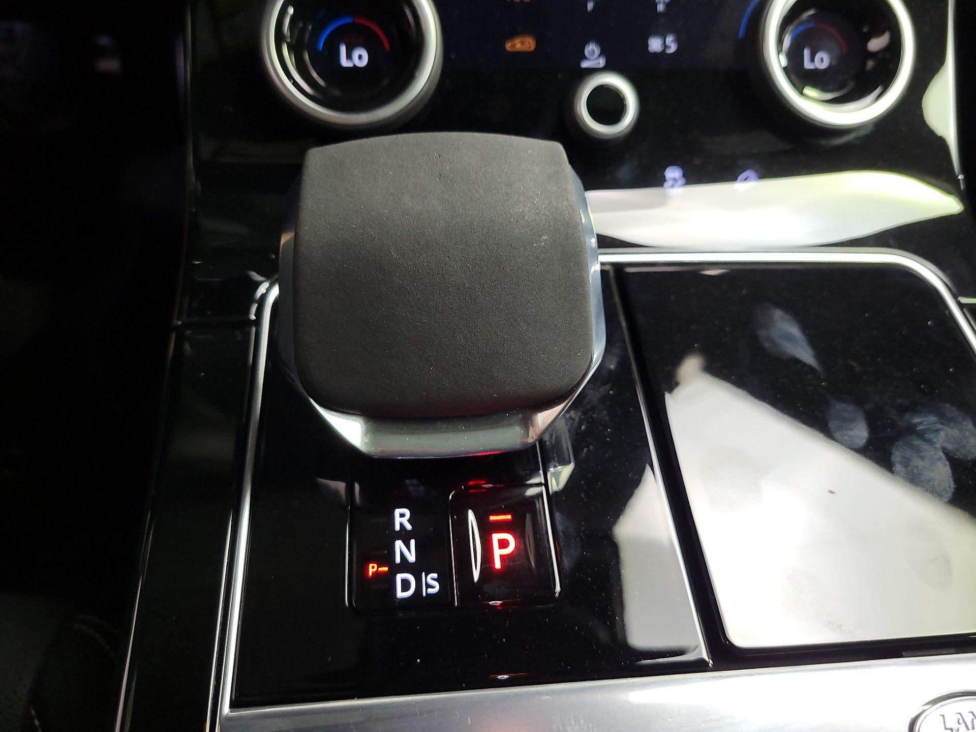 Thumbnail: 2023 Land Rover Range Rover Velar - 18