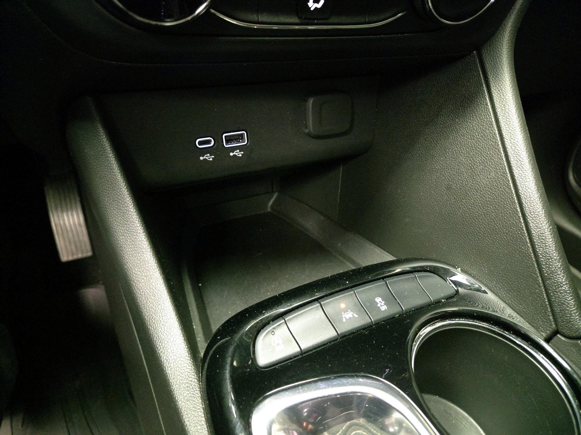 Thumbnail: 2025 Buick Encore GX - 18