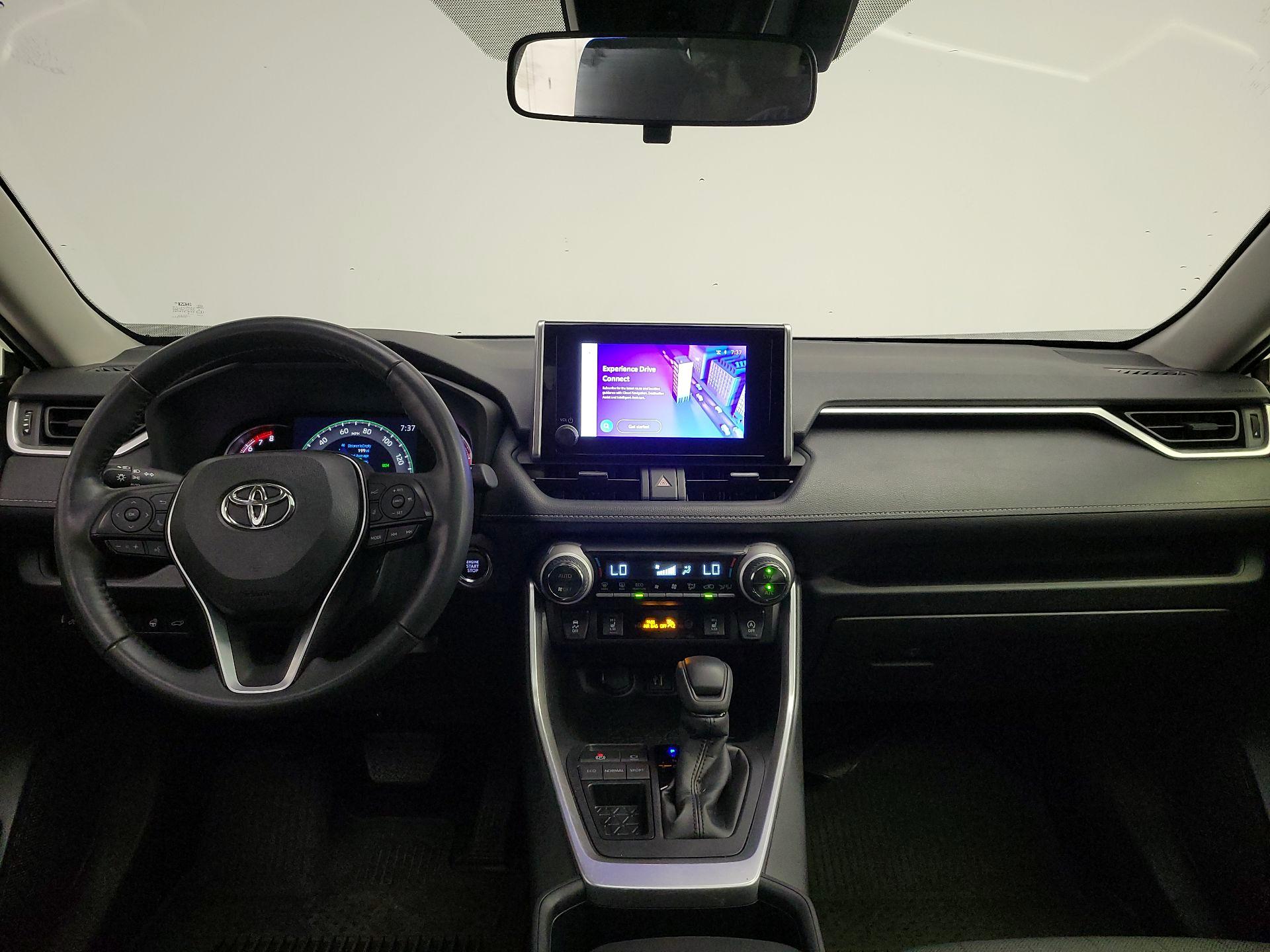 Thumbnail: 2024 Toyota RAV4 - 9