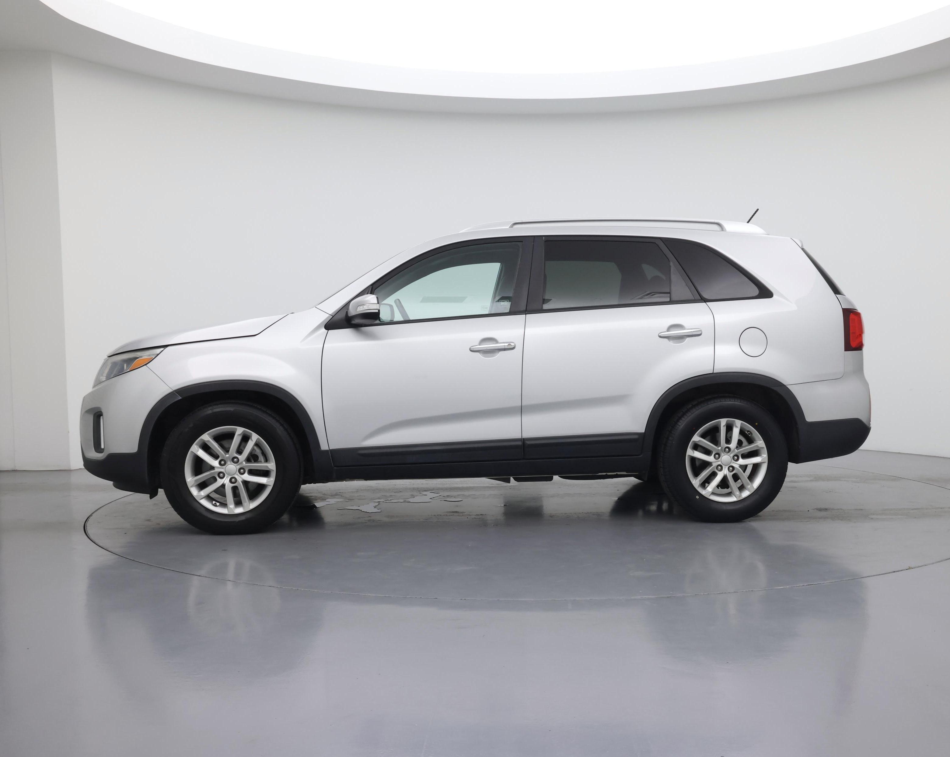 Thumbnail: 2015 Kia Sorento - 3