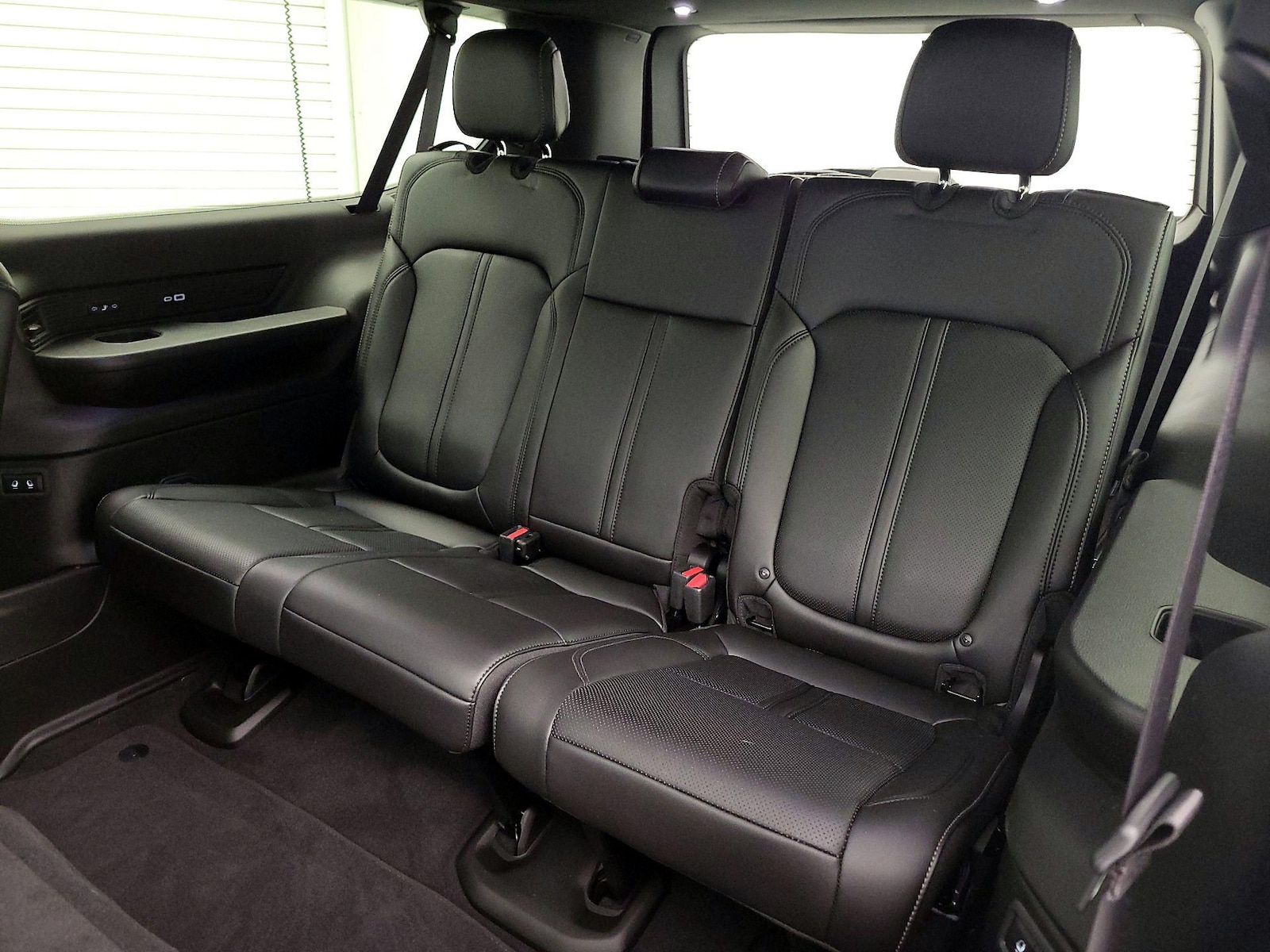 2024 Jeep Wagoneer L Series I - Photo 23
