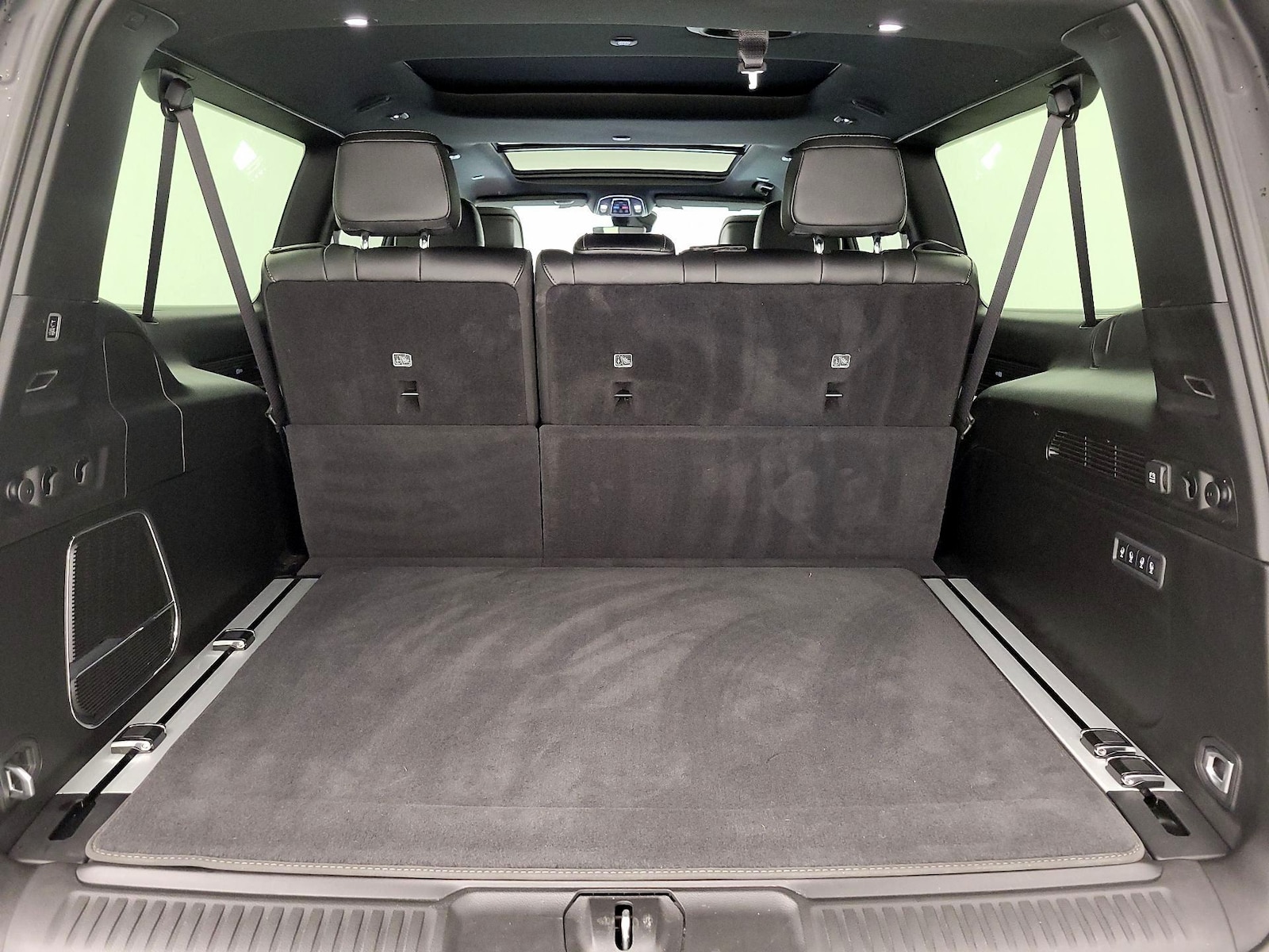 2024 Jeep Wagoneer L Series I - Photo 24