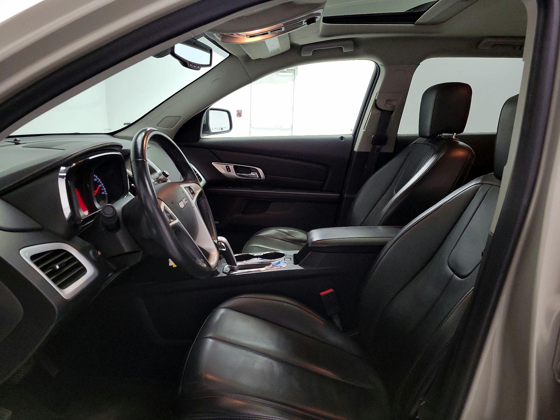 Thumbnail: 2015 GMC Terrain - 11