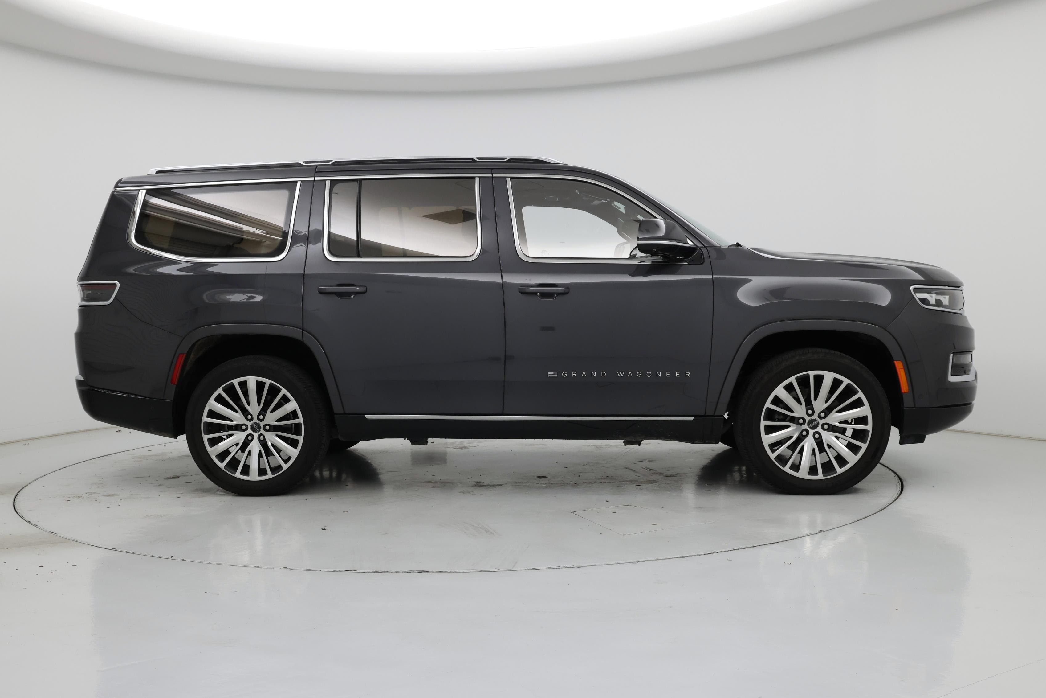 Thumbnail: 2022 Jeep Grand Wagoneer - 7