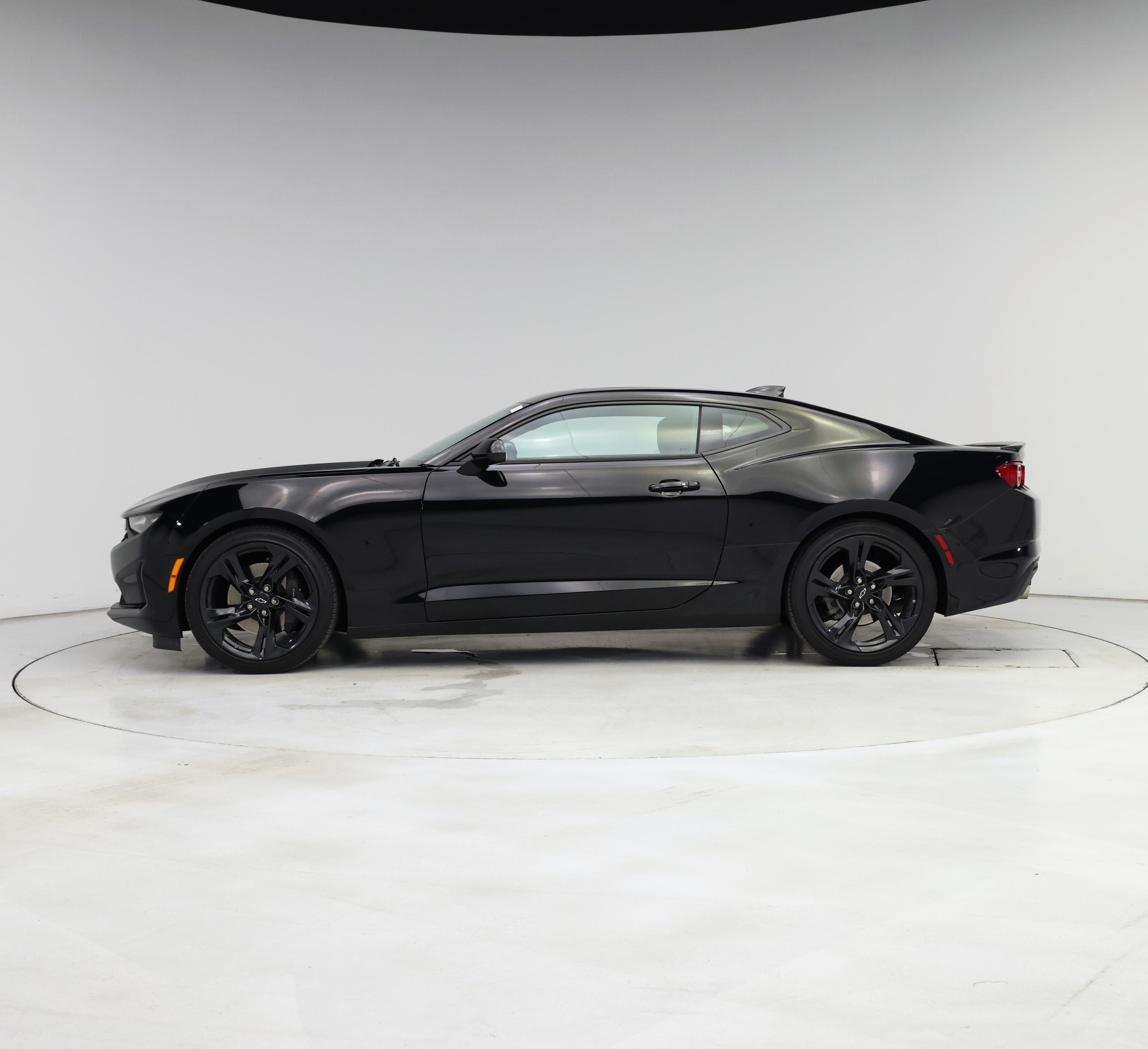 Thumbnail: 2021 Chevrolet Camaro - 3